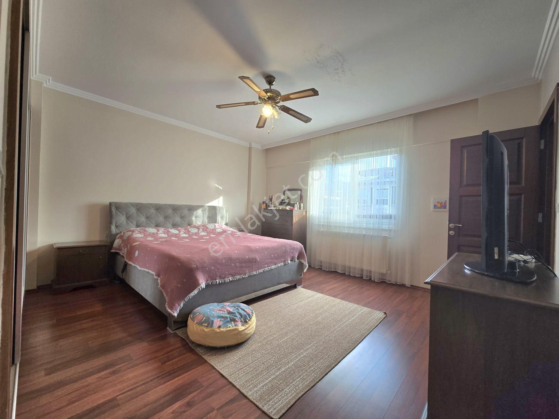 Gerzele'de Şehir Manzaralı, Site İçinde 241 M² 3+1 Daire - Görsel 27