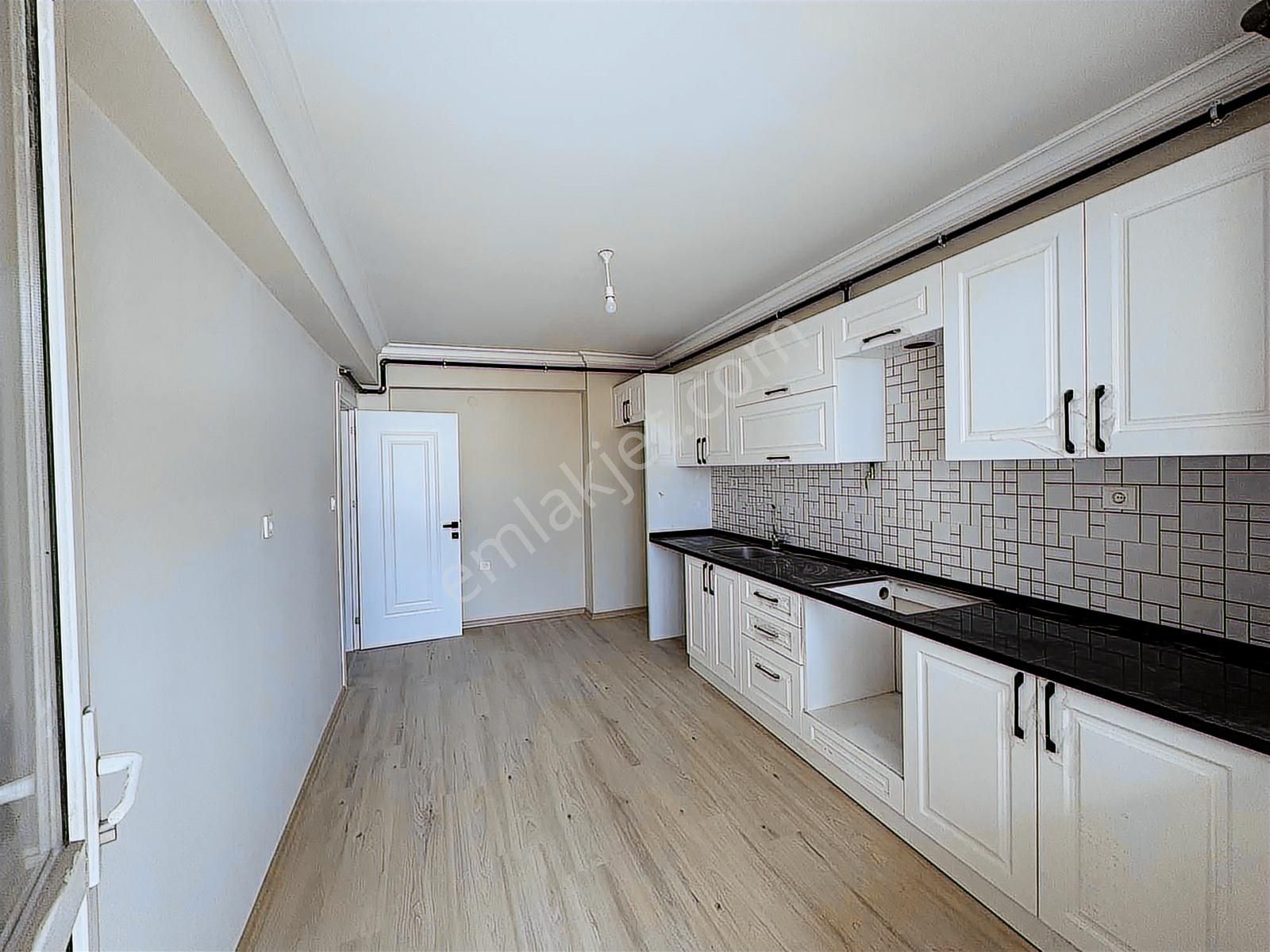 Buca Hasan Ağa Bahçesi Yakını Erdem Cad. Üstü Satılık 3+1 Daire - Görsel 14