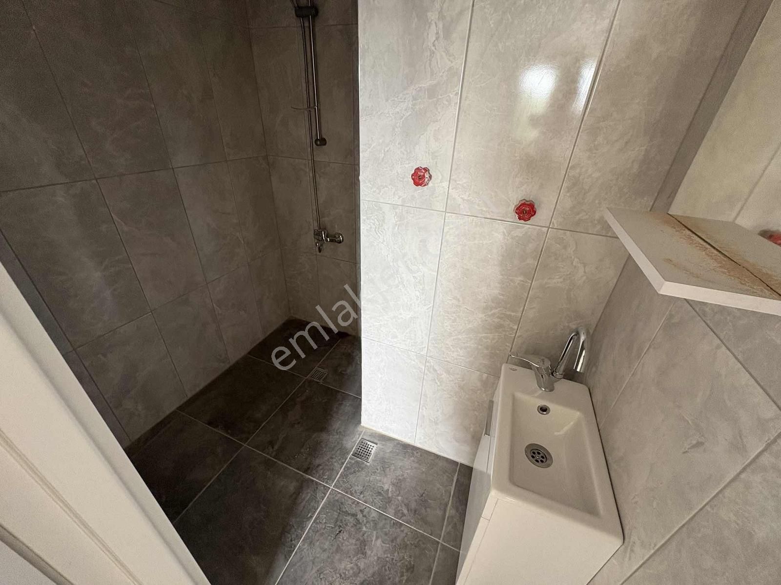 Buca Hasan Ağa Bahçesi Yakını Erdem Cad. Üstü Satılık 3+1 Daire - Görsel 12