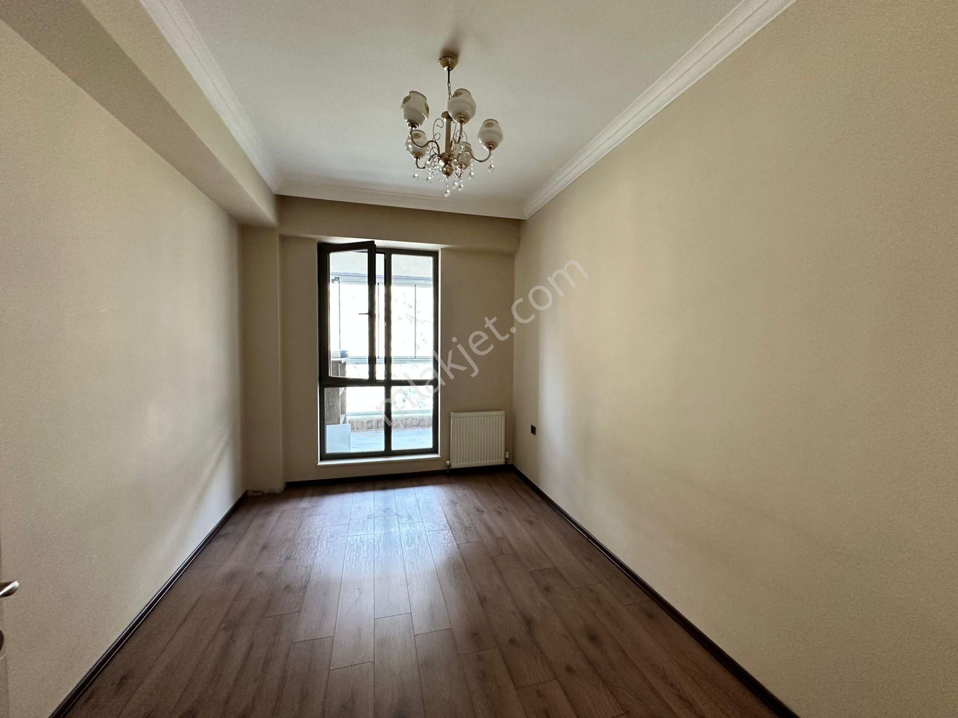 Uzman Emlak'tan Selçuklu Kulelerinde Katta Yapılı 3+1 Daire - Görsel 8