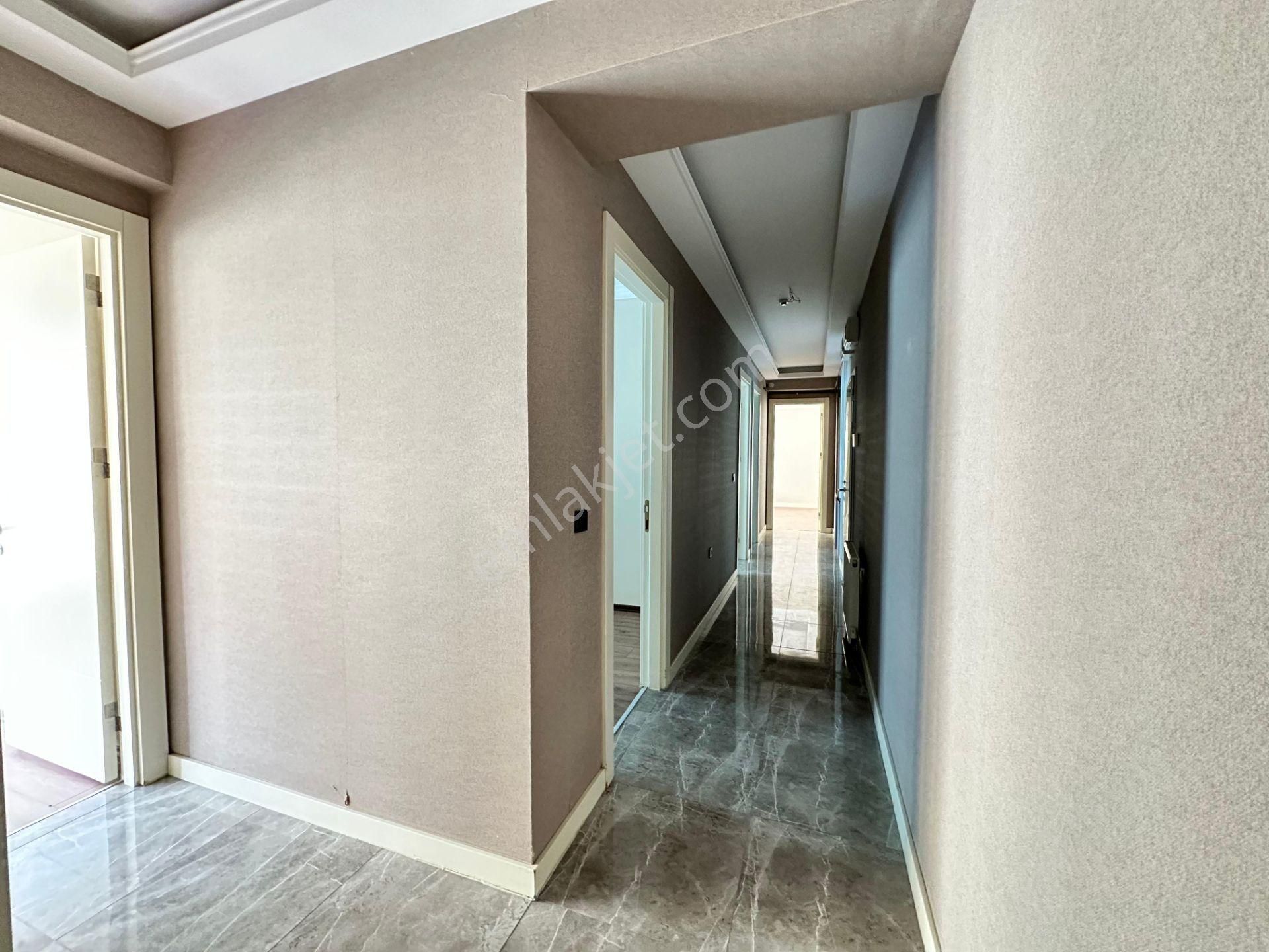 Uzman Emlak'tan Selçuklu Kulelerinde Katta Yapılı 3+1 Daire - Görsel 18