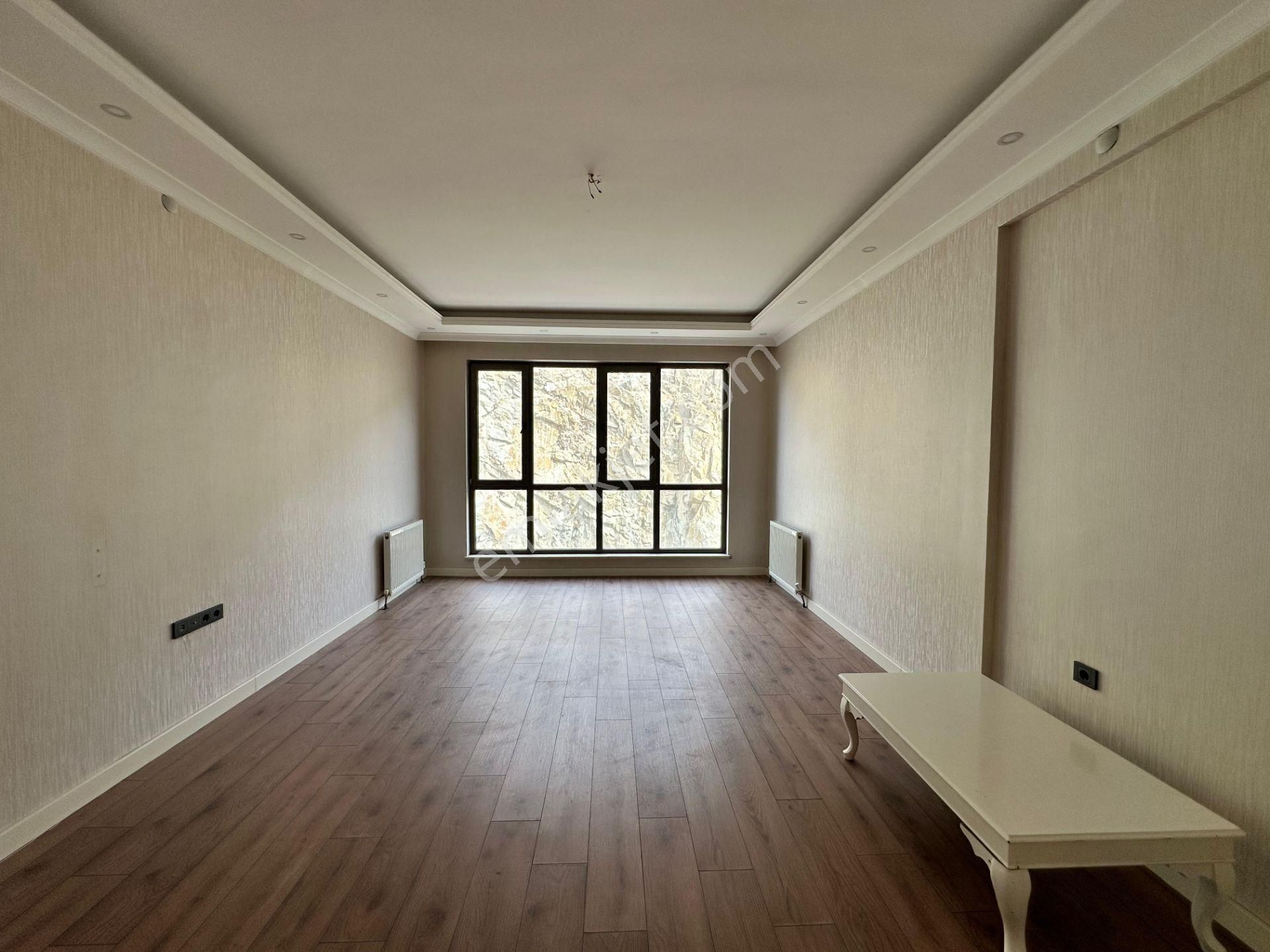 Uzman Emlak'tan Selçuklu Kulelerinde Katta Yapılı 3+1 Daire - Görsel 2