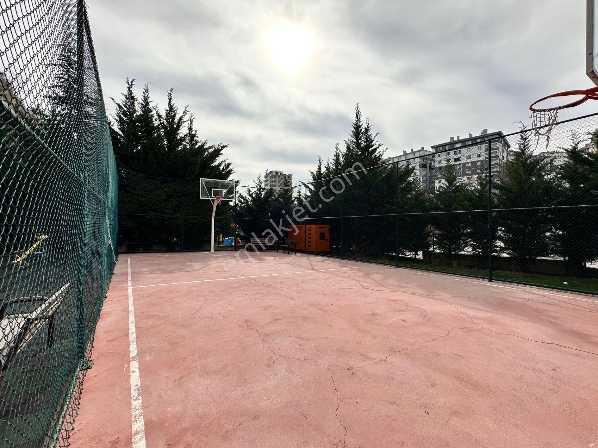 Uzman Emlak'tan Selçuklu Kulelerinde Katta Yapılı 3+1 Daire - Görsel 30