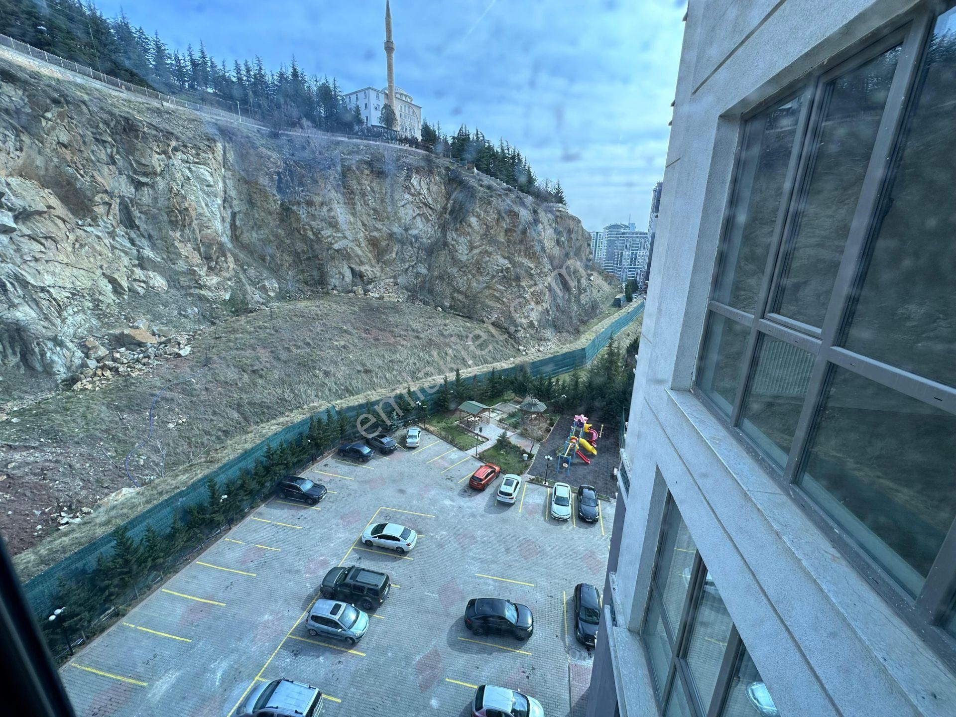 Uzman Emlak'tan Selçuklu Kulelerinde Katta Yapılı 3+1 Daire - Görsel 22