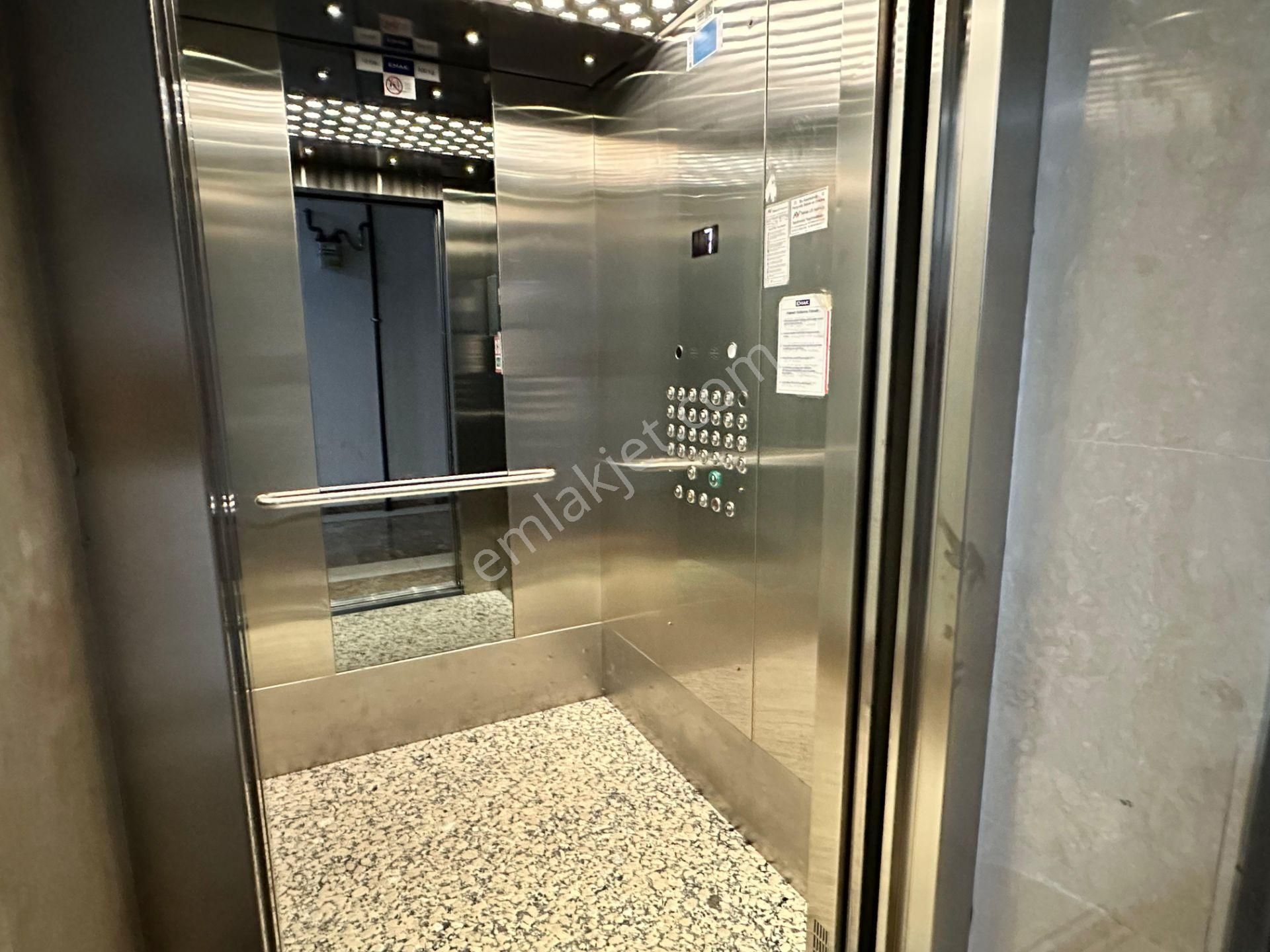 Uzman Emlak'tan Selçuklu Kulelerinde Katta Yapılı 3+1 Daire - Görsel 24