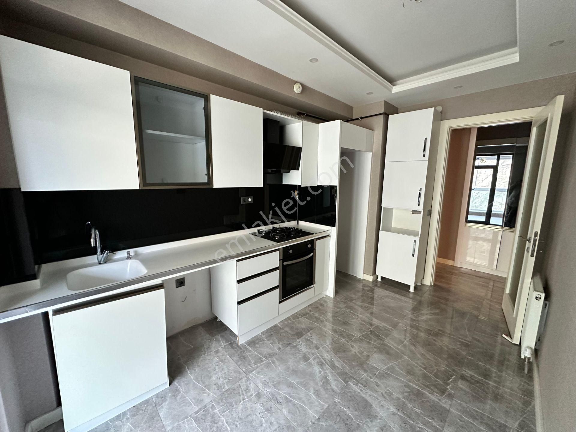 Uzman Emlak'tan Selçuklu Kulelerinde Katta Yapılı 3+1 Daire - Görsel 10