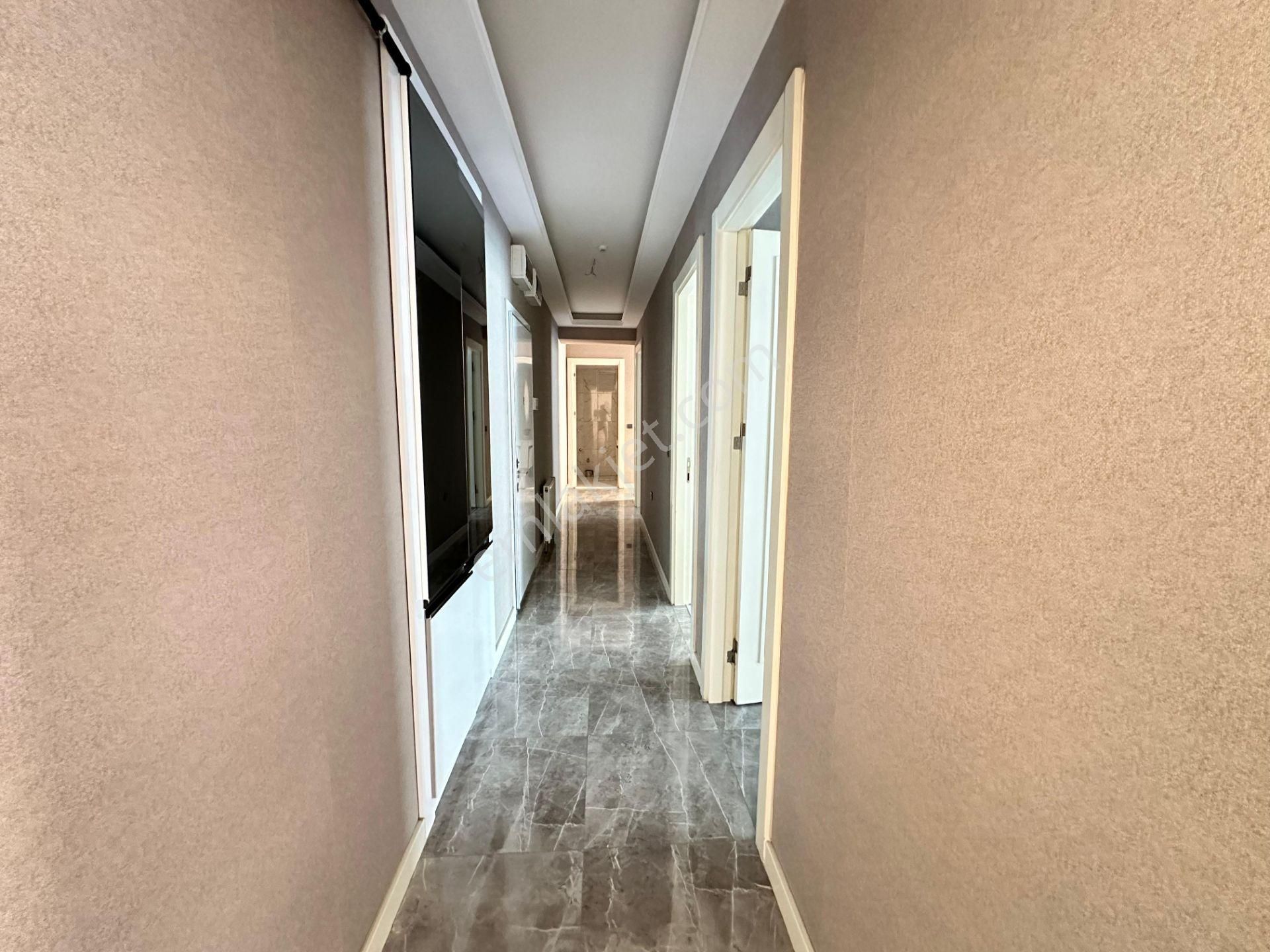 Uzman Emlak'tan Selçuklu Kulelerinde Katta Yapılı 3+1 Daire - Görsel 20