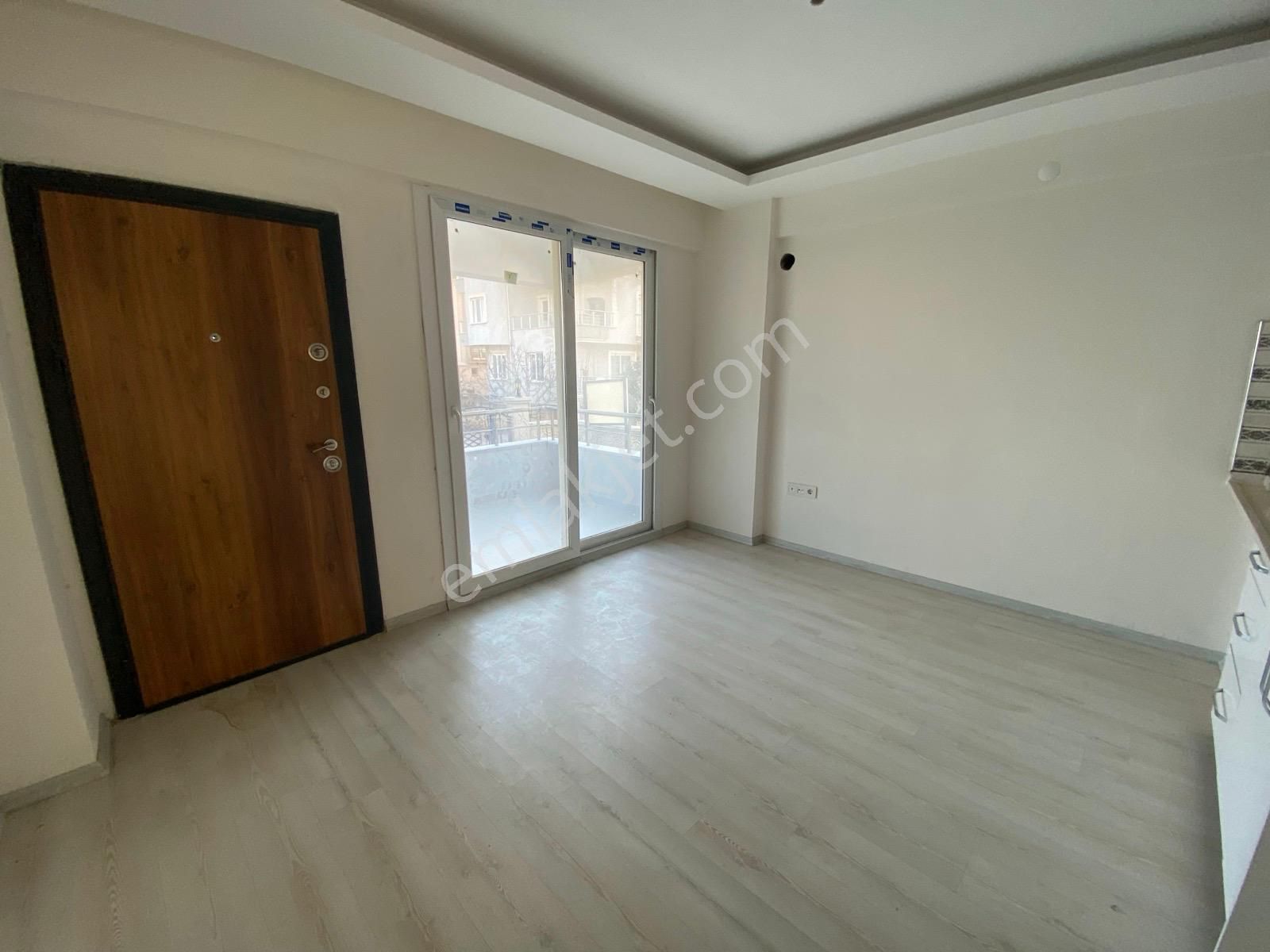 Aydın/didim/cumhuriyet Mh Satılık 1+1 Bahçe Giriş Kat Daire - Görsel 3