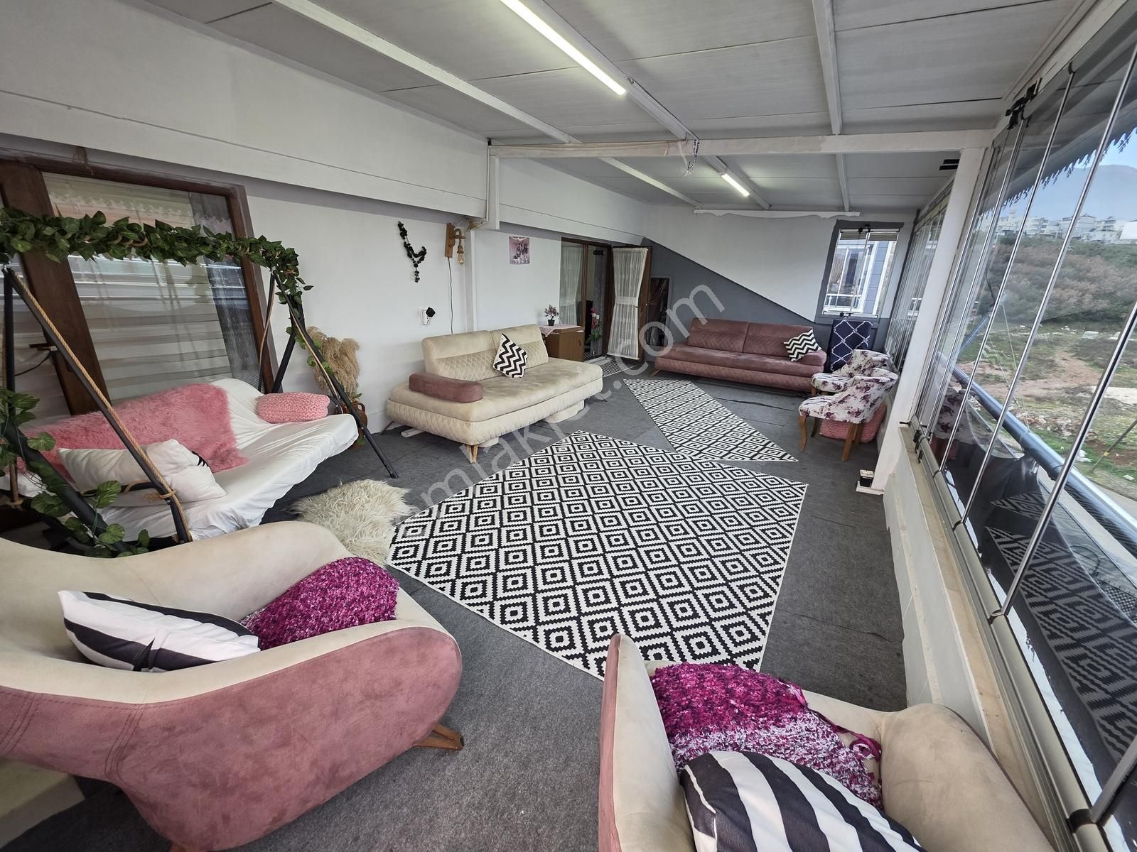 Kestel Park Evlerinde Geniş Ve Ferah 5+1 Satılık Dubleks Daire - Görsel 17