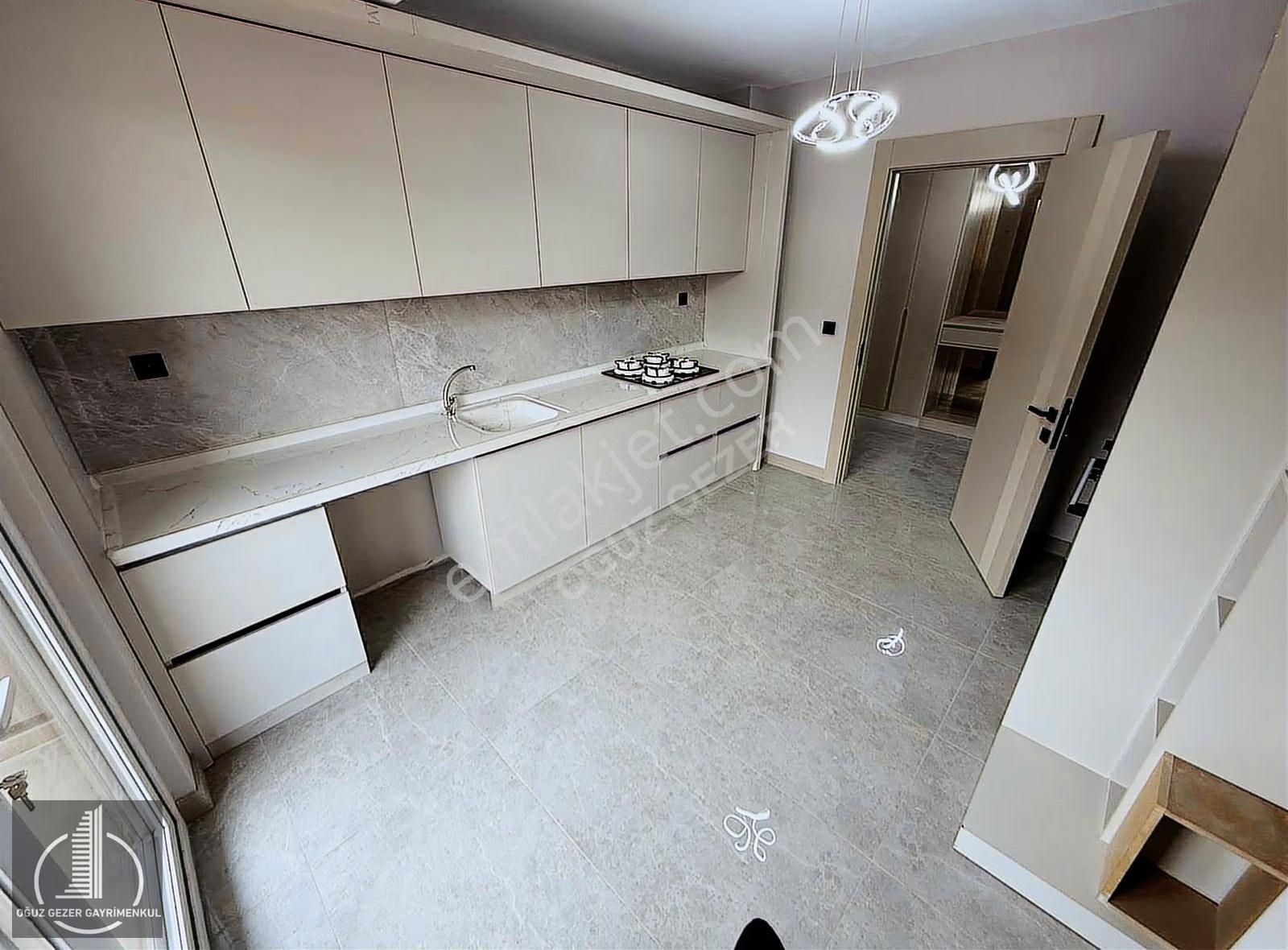 !! Oğuz Gezer Gayrimenkul'den Masrafsız Ultra Lüx 3+1 Daire !! - Görsel 16