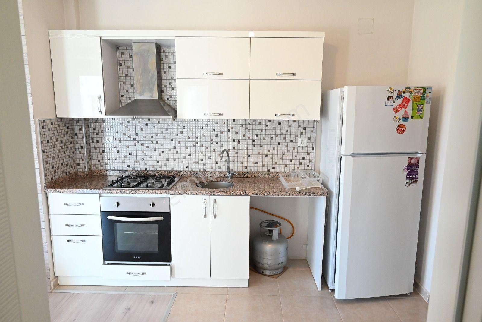 Üstünkent - 34.cadde'de 1+1 Eşyalı Üniversiteye Yakın Satılık Daire - Görsel 4