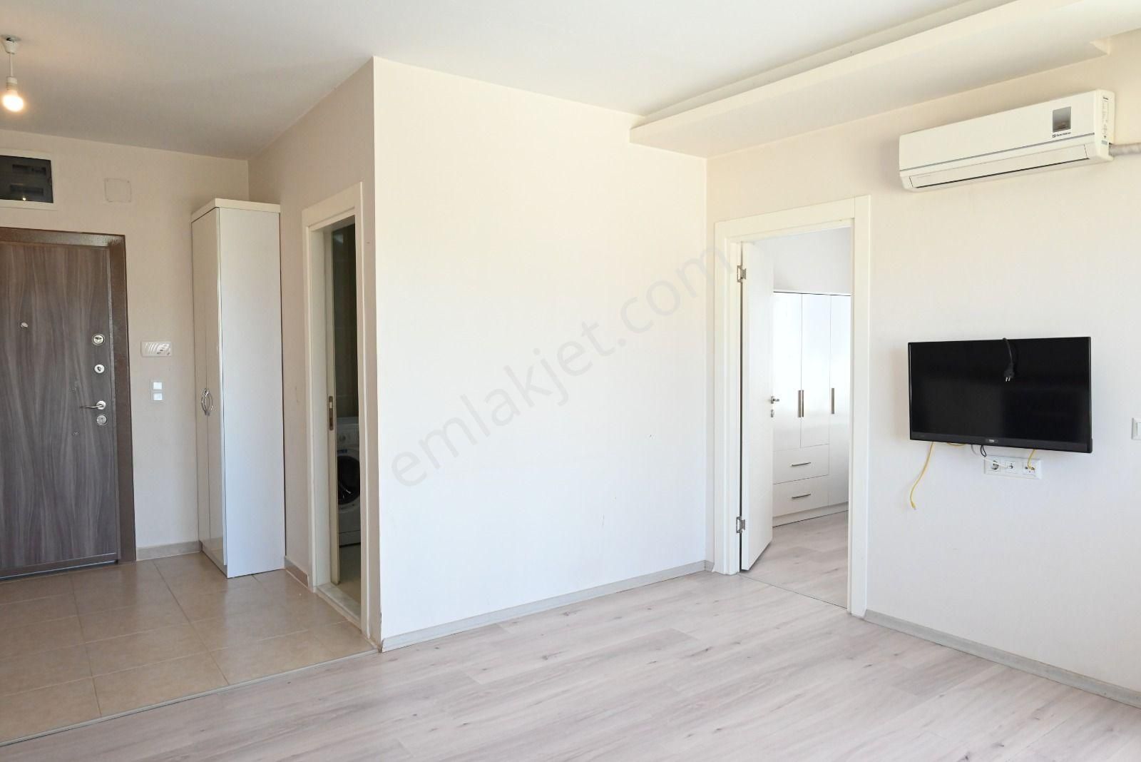 Üstünkent - 34.cadde'de 1+1 Eşyalı Üniversiteye Yakın Satılık Daire - Görsel 24