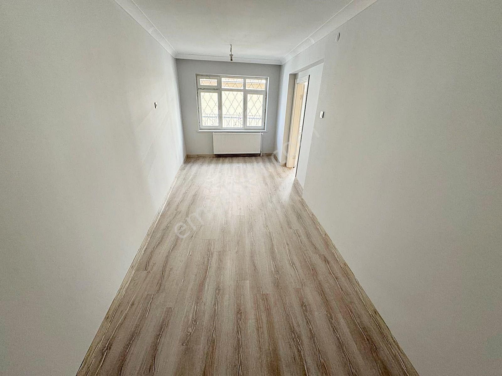 Sanatoryum Caddesi Tam Merkezde ! Giriş Kat 2+1 Emsalsiz Fiyat - Görsel 5