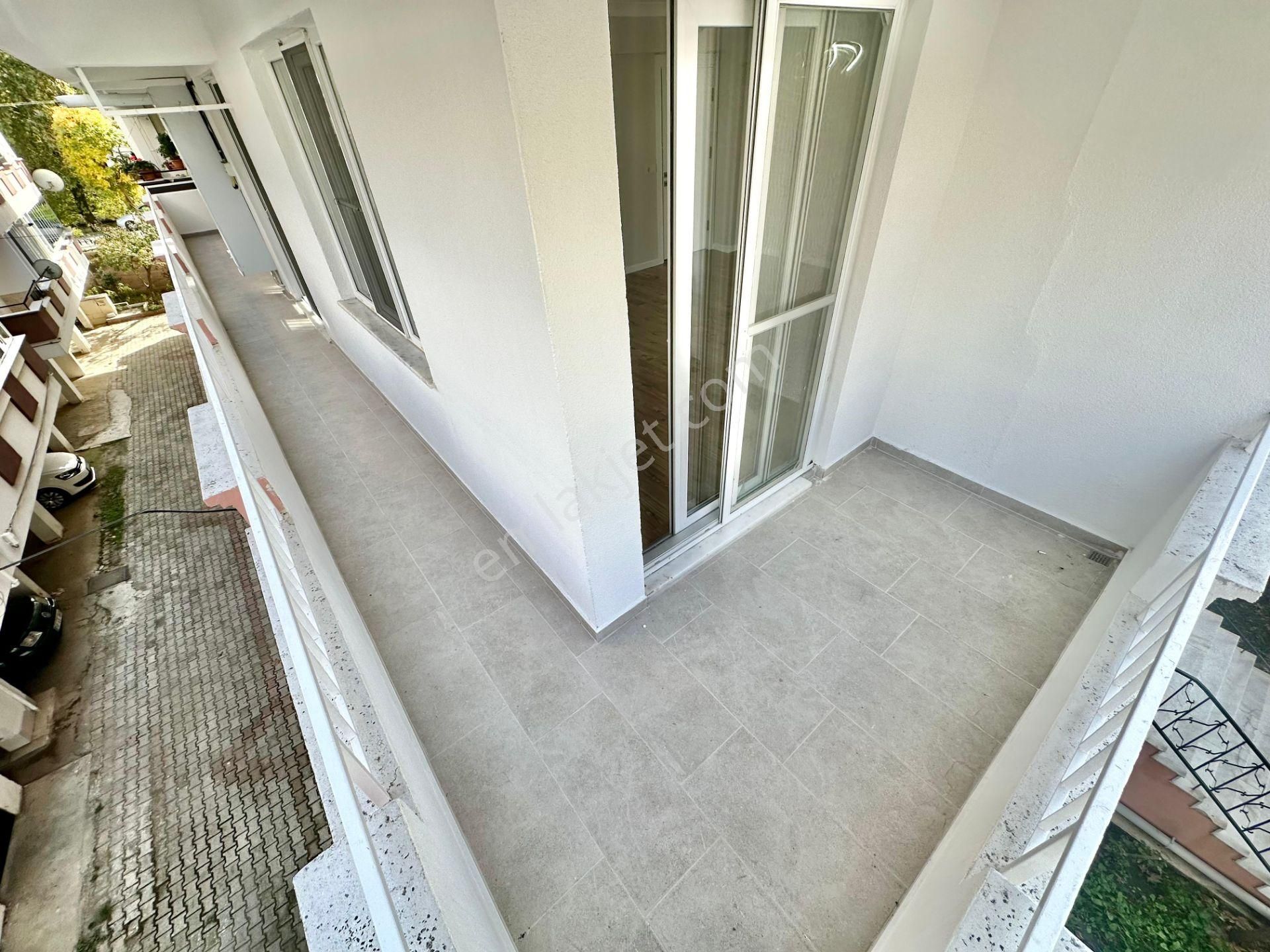 ꧁ay Emlaktan꧂akçay'da Doğalgazlı Şık Tasarımlı Ön Cephe Arakat Denize Yakın Satılık 3+1 Geniş Daire - Görsel 20