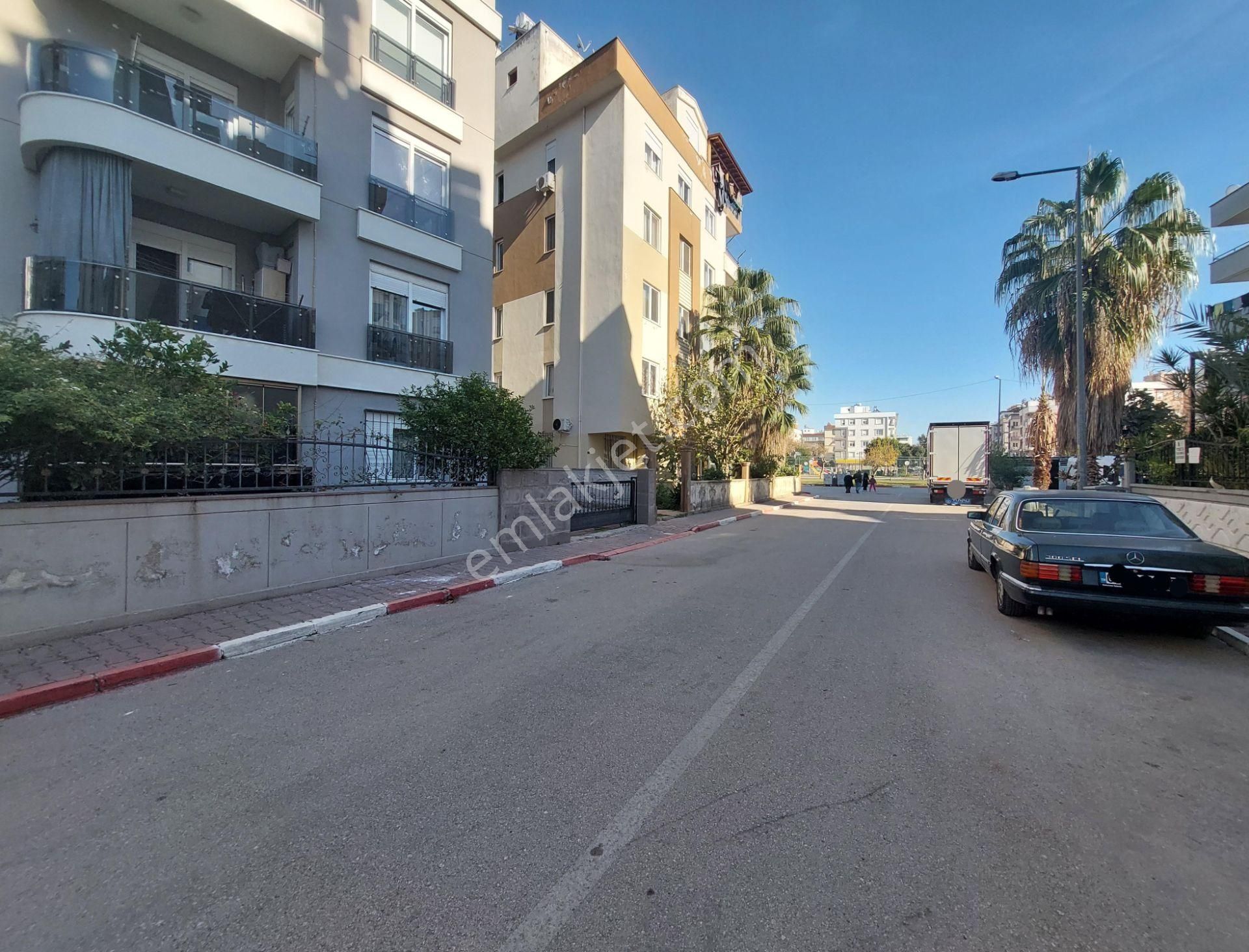 Antalya Kızıltoprak Mah. Otoparklı 90m2 2+1 2. Kat Kiralık Daire - Görsel 2