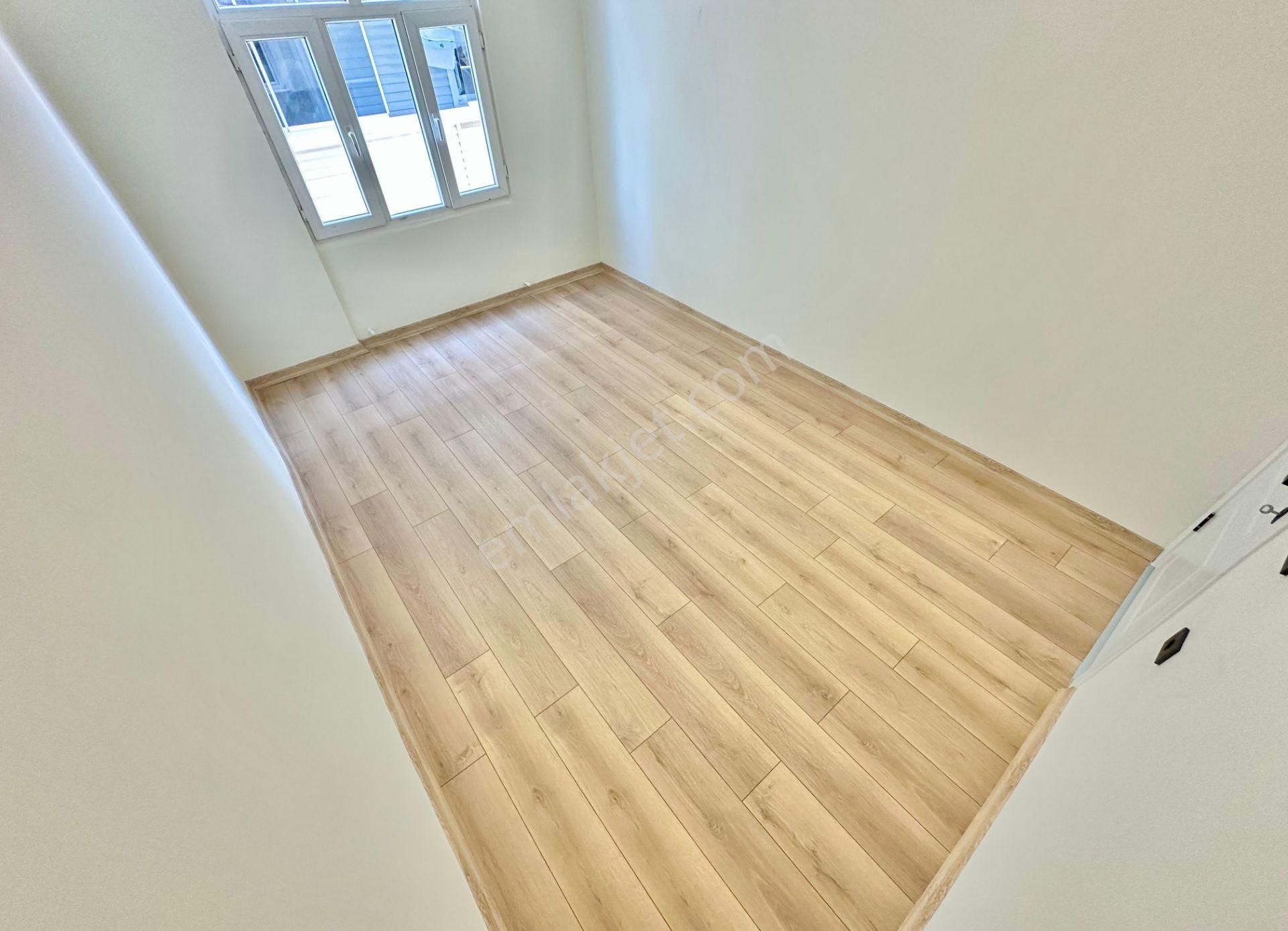 ꧁ay Emlak'tan꧂ Akçay'da Türk Hamamlı Şık Tasarımlı Ayrı Mutfaklı Ön Cephe Satılık 3+1 Geniş Daire - Görsel 22