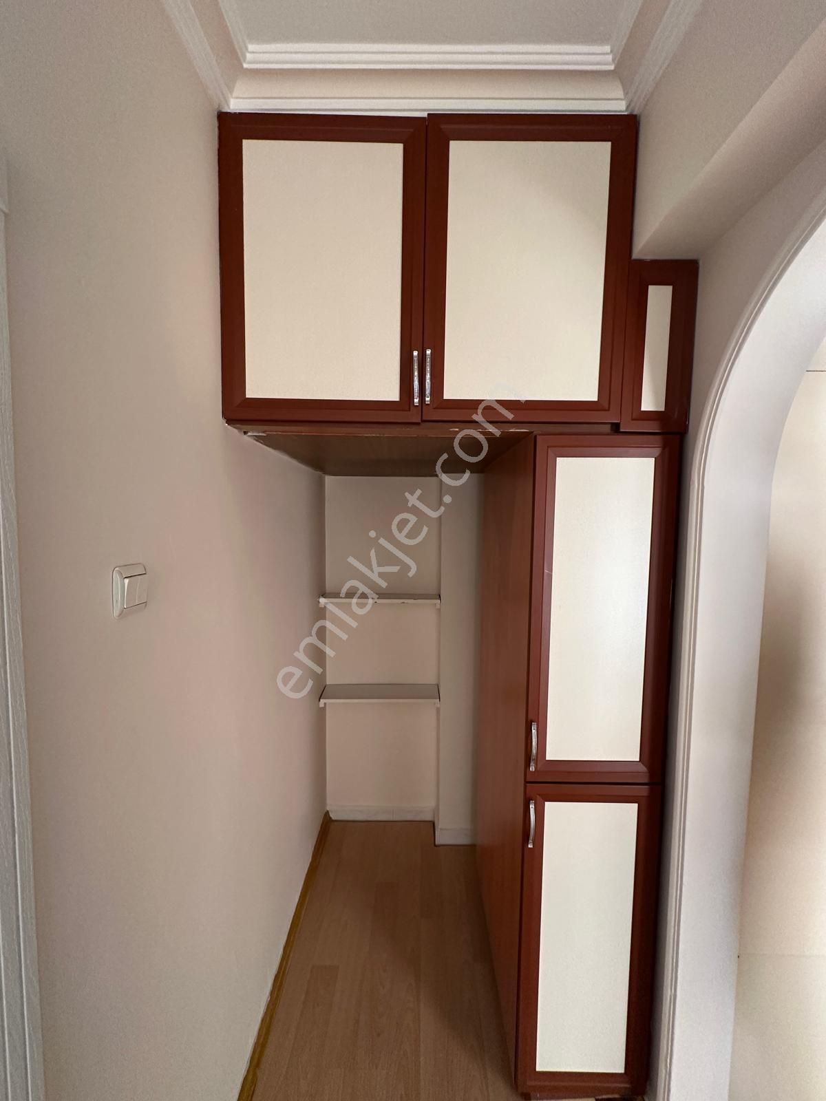 Aktepe Yakını Orta Katta Asansörlü 3+1 - Görsel 24