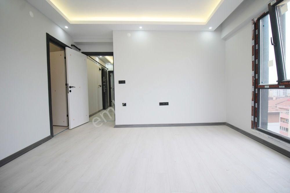 Kemalettin Kocatepe Camine Yakın 85m2 2+1 İskanlı Sıfır Ara Kat - Görsel 2