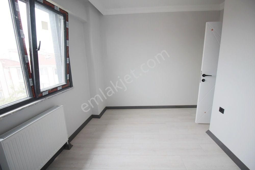 Kemalettin Kocatepe Camine Yakın 85m2 2+1 İskanlı Sıfır Ara Kat - Görsel 6