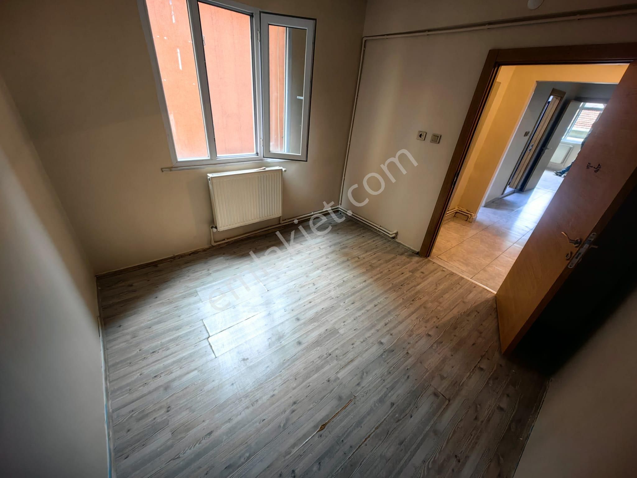 Beyoğlu Çıksalın'da Kiralık 2+1 Geniş Ferah Daire - Görsel 30