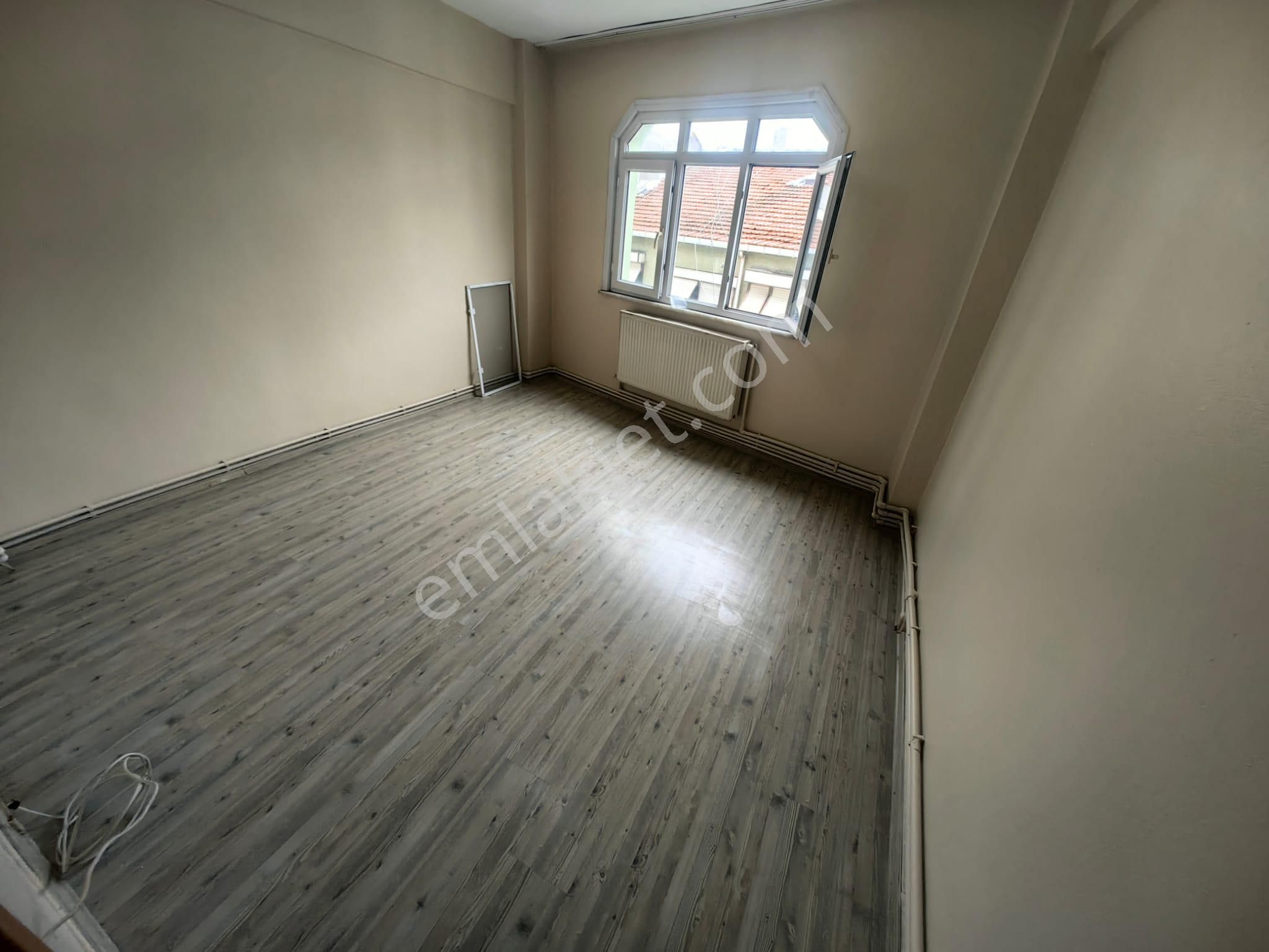 Beyoğlu Çıksalın'da Kiralık 2+1 Geniş Ferah Daire - Görsel 14