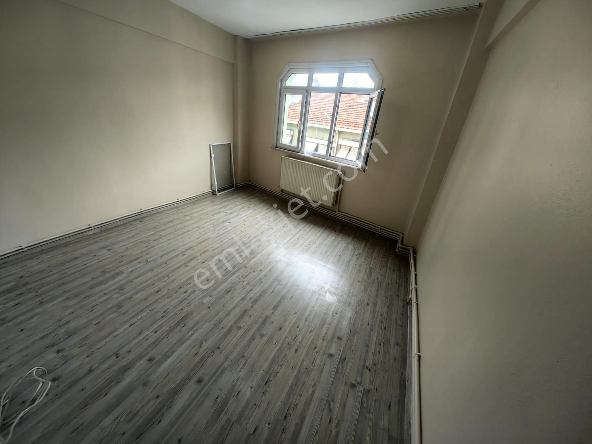 Beyoğlu Çıksalın'da Kiralık 2+1 Geniş Ferah Daire - Görsel 17