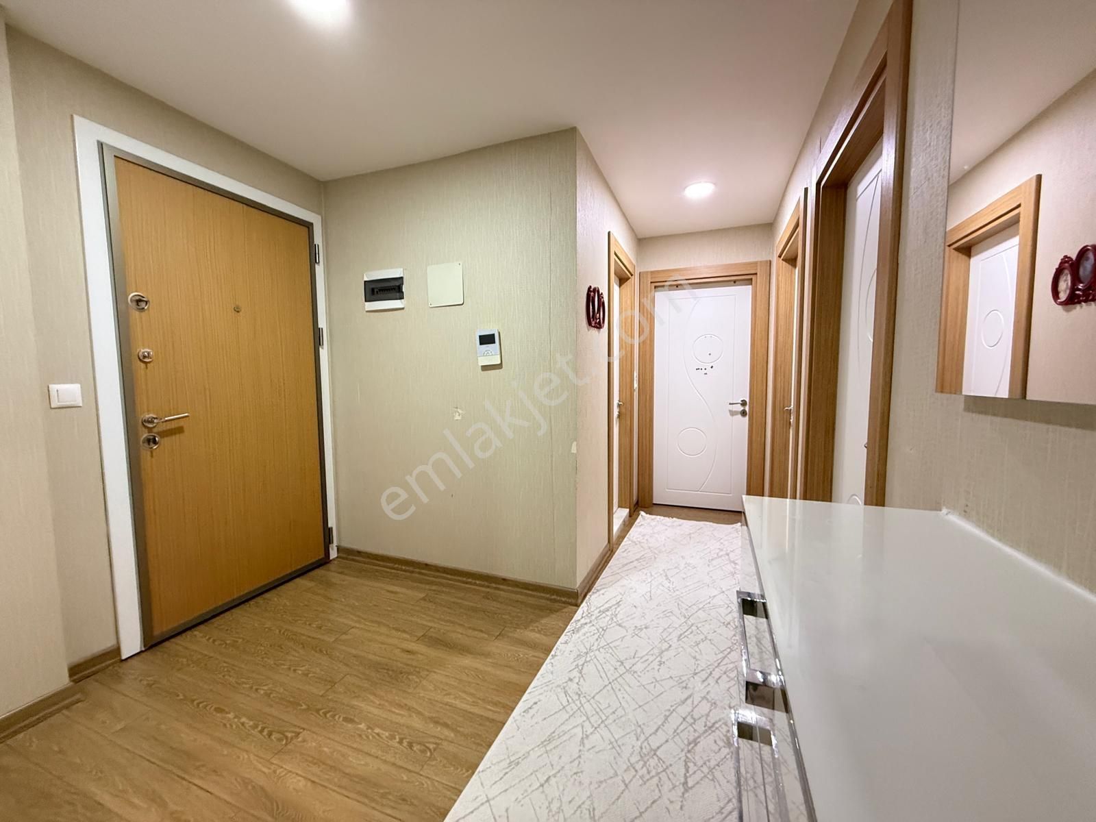 Bosna Hersekte Sosyal Tesisli Site İçinde Kiralık Daire - Görsel 6