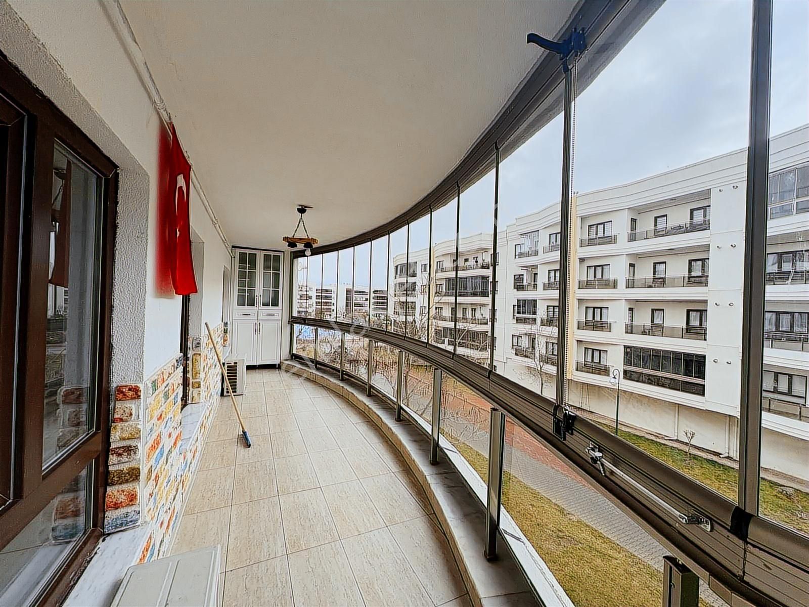 Bosna Hersekte Sosyal Tesisli Site İçinde Kiralık Daire - Görsel 18