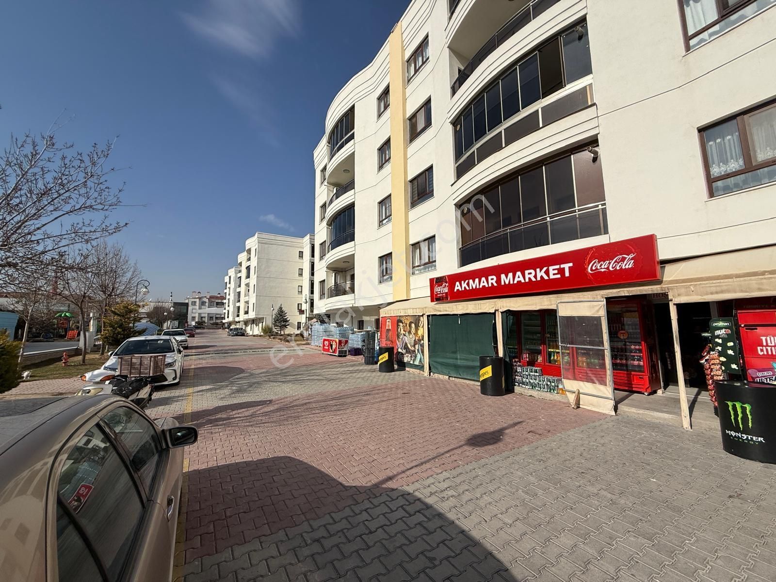 Bosna Hersekte Sosyal Tesisli Site İçinde Kiralık Daire - Görsel 17