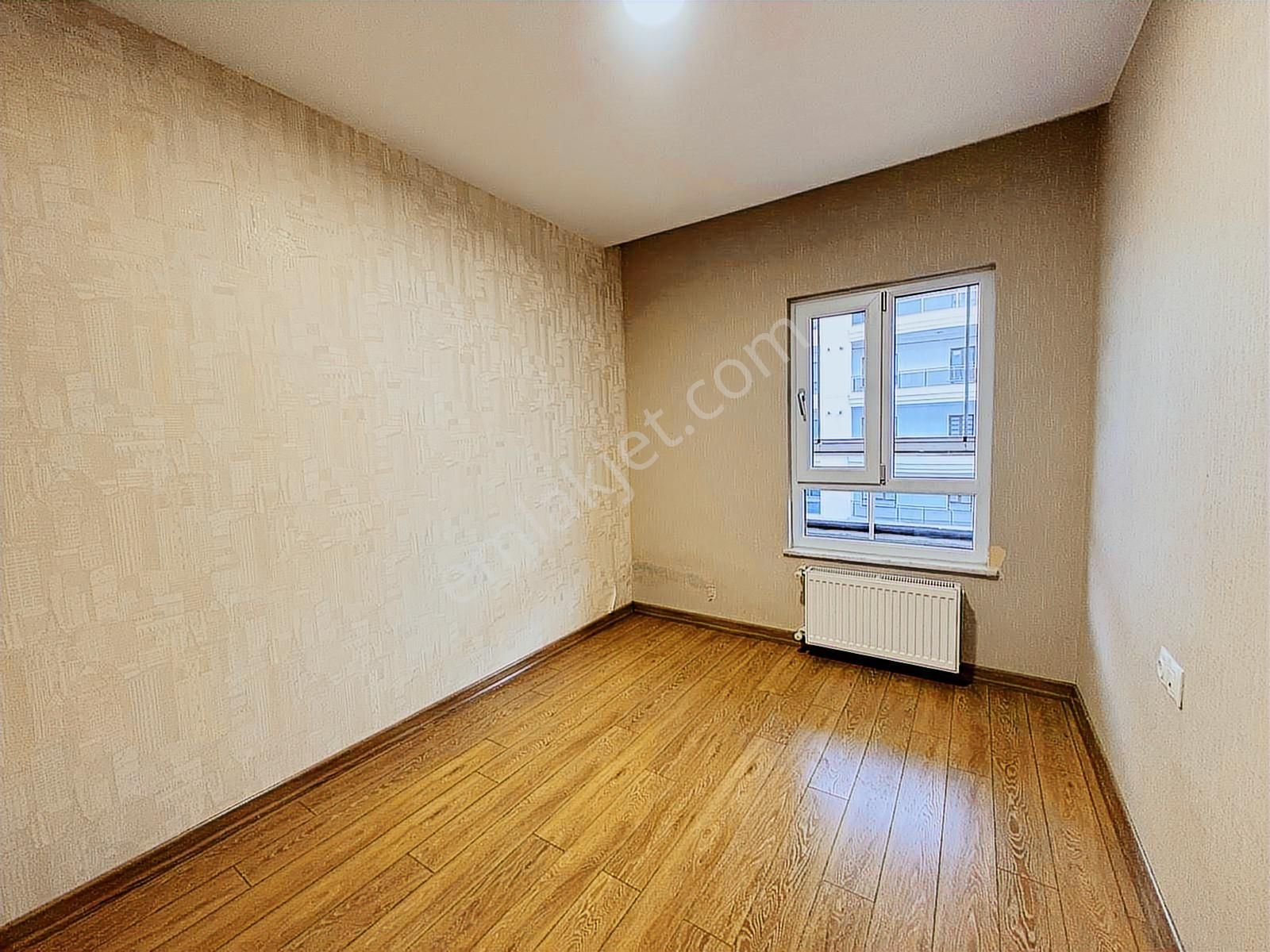 Bosna Hersekte Sosyal Tesisli Site İçinde Kiralık Daire - Görsel 14