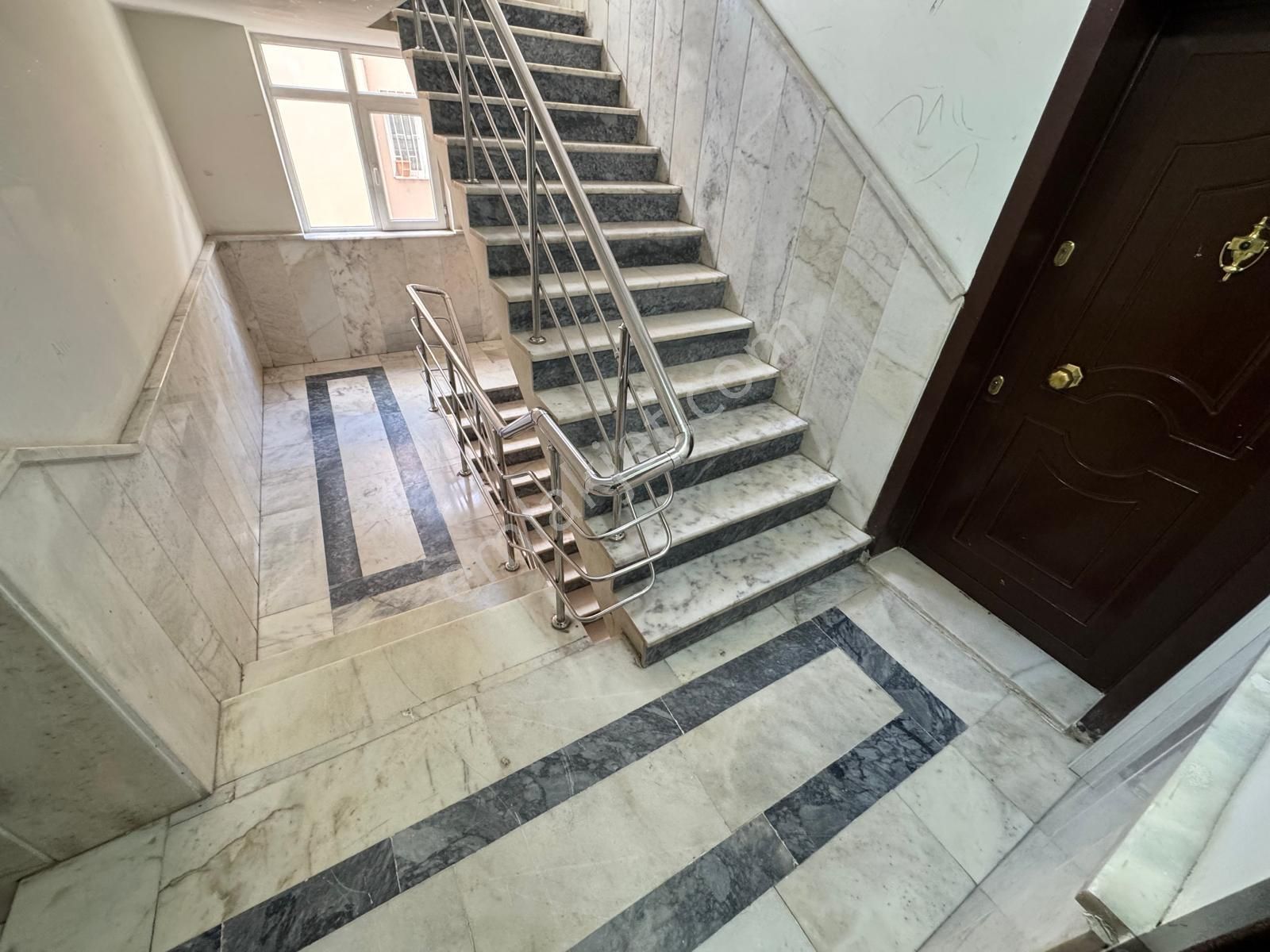 Sanatoryum Caddesi Paraleli 1.katta 3+1 Isı Yalıtımlı Ön Cephe - Görsel 21