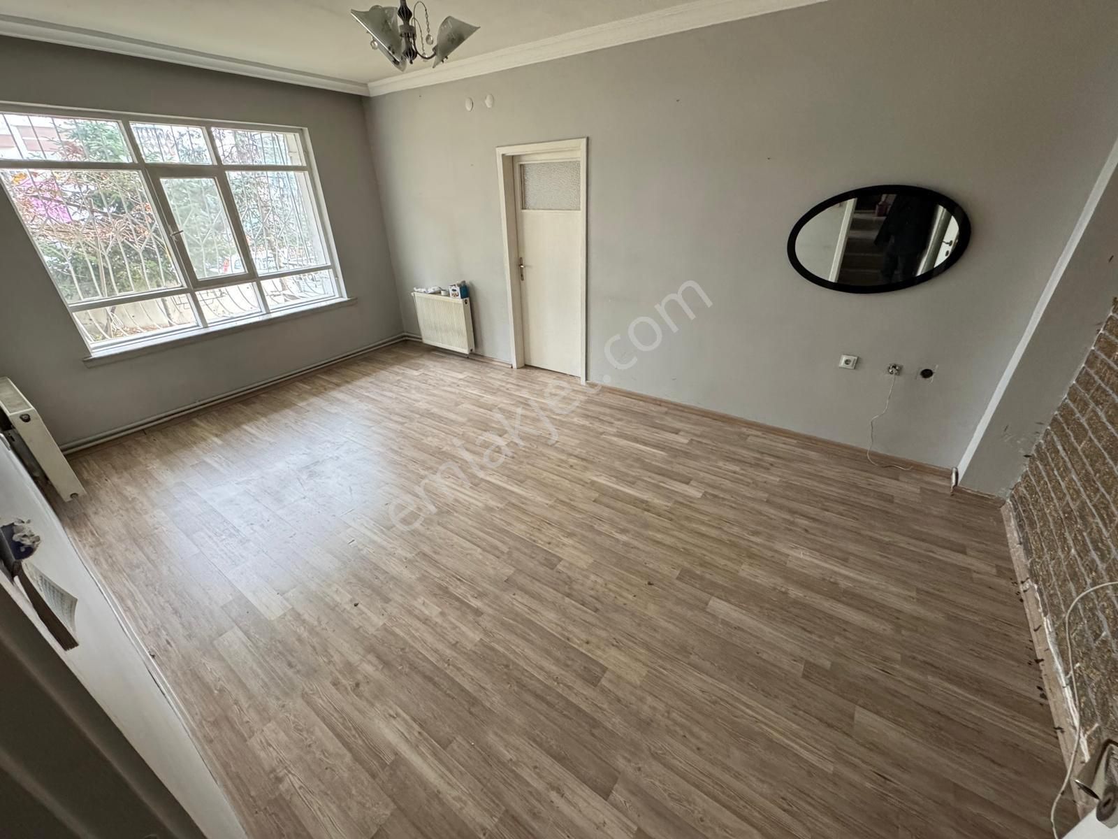 Sanatoryum Caddesi Paraleli 1.katta 3+1 Isı Yalıtımlı Ön Cephe - Görsel 2