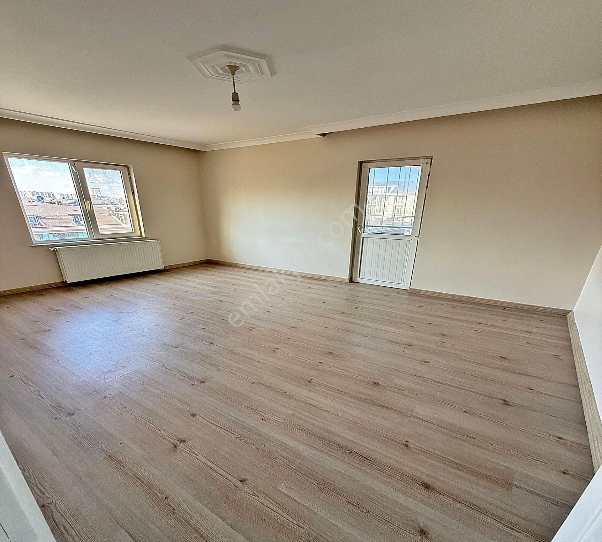 Bölgenin Gözde Semti Adnan Kahveci'de 3+1 Oturuma Ve Yatırıma Uygun Daire !! - Görsel 9