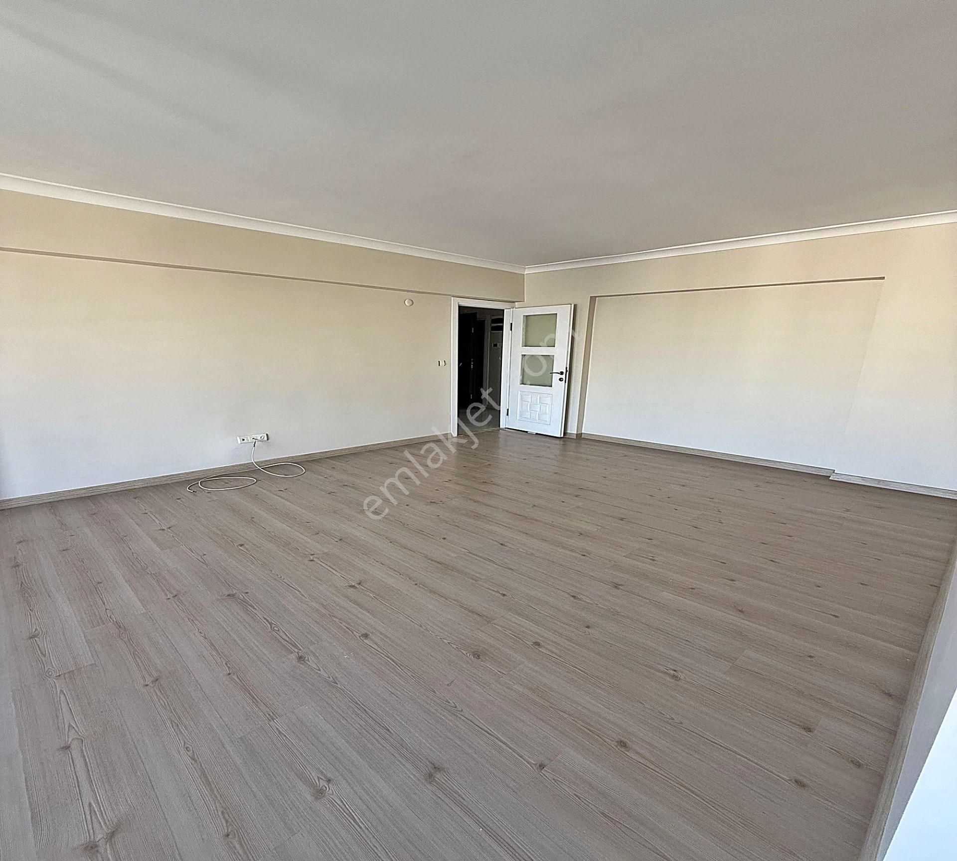 Bölgenin Gözde Semti Adnan Kahveci'de 3+1 Oturuma Ve Yatırıma Uygun Daire !! - Görsel 15