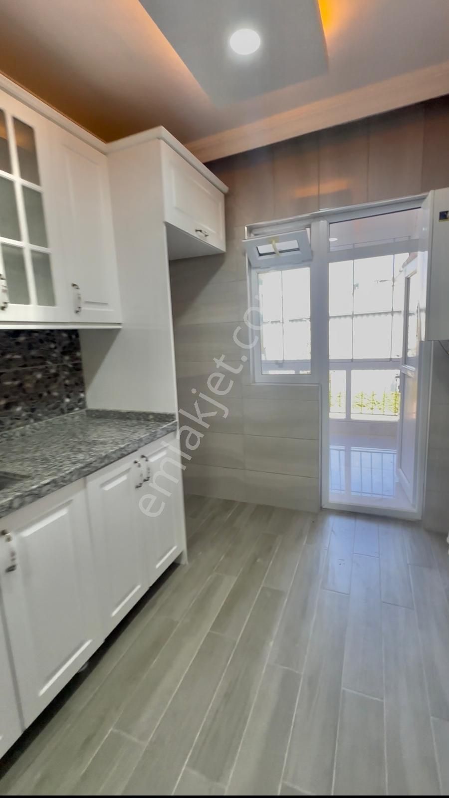 Hayal^den Andiçen Mh^de Ara Katta Full Yapılı Ön Cp. Geniş 3+1 Fırsat Daire ! - Görsel 3