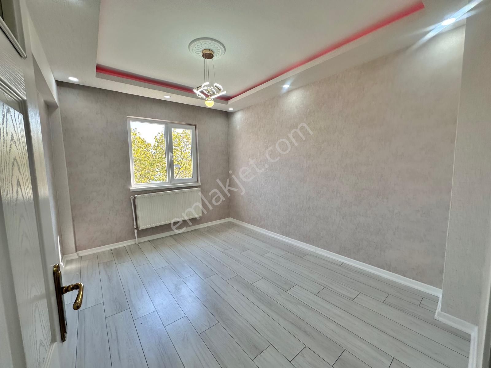 Hayal^den Andiçen Mh^de Ara Katta Full Yapılı Ön Cp. Geniş 3+1 Fırsat Daire ! - Görsel 13