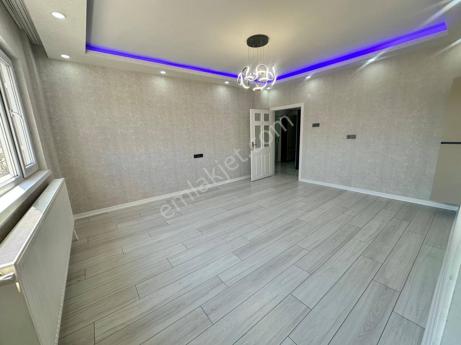 Hayal^den Andiçen Mh^de Ara Katta Full Yapılı Ön Cp. Geniş 3+1 Fırsat Daire ! - Görsel 11