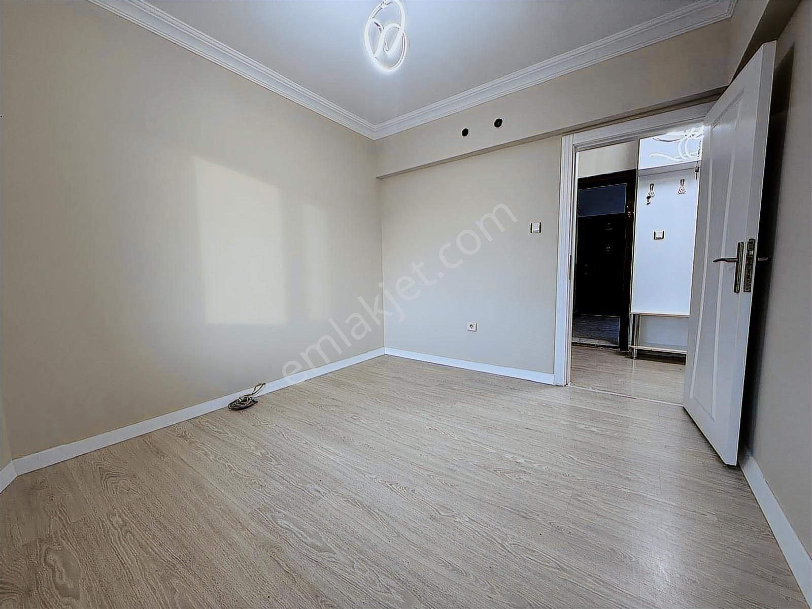 Beyoğlu'ndan Merkezi Lokasyonda Full Yapılı Köşe Başı 3+1 - Görsel 9