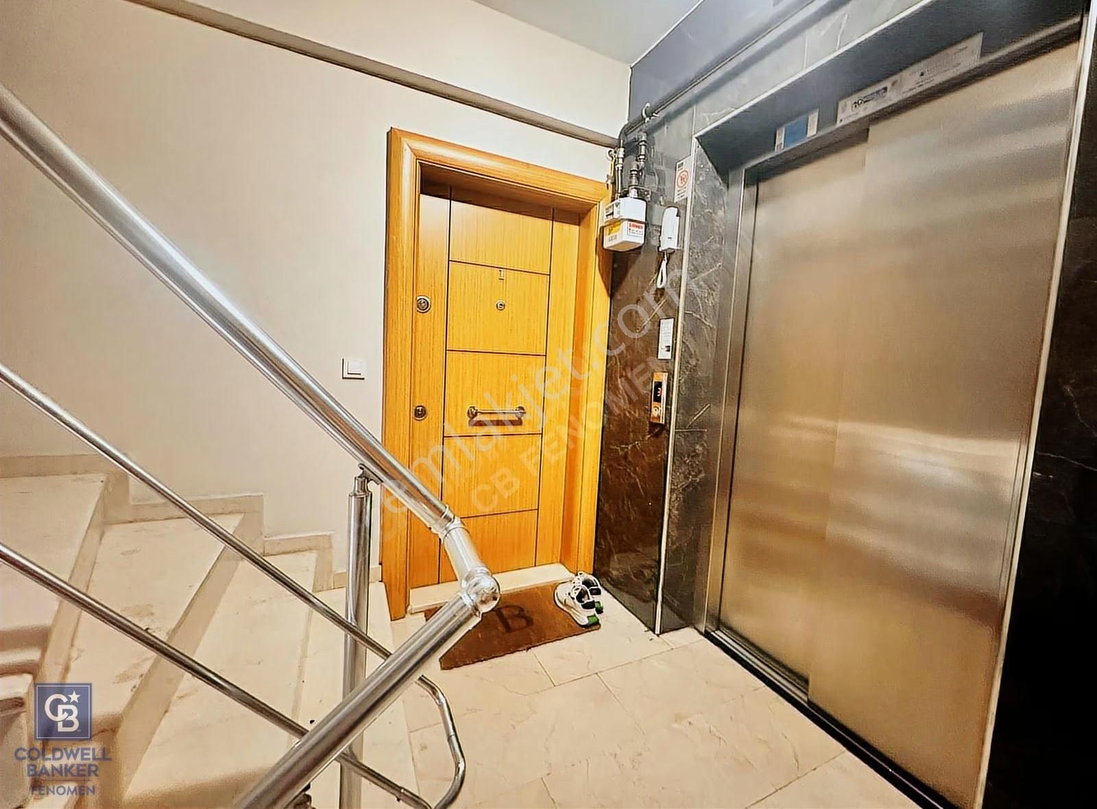 Yeditepe Üni.dibi-y.giriş-ayrı Mutfak-eşyalı Satılık 1+1 70 M2 - Görsel 17