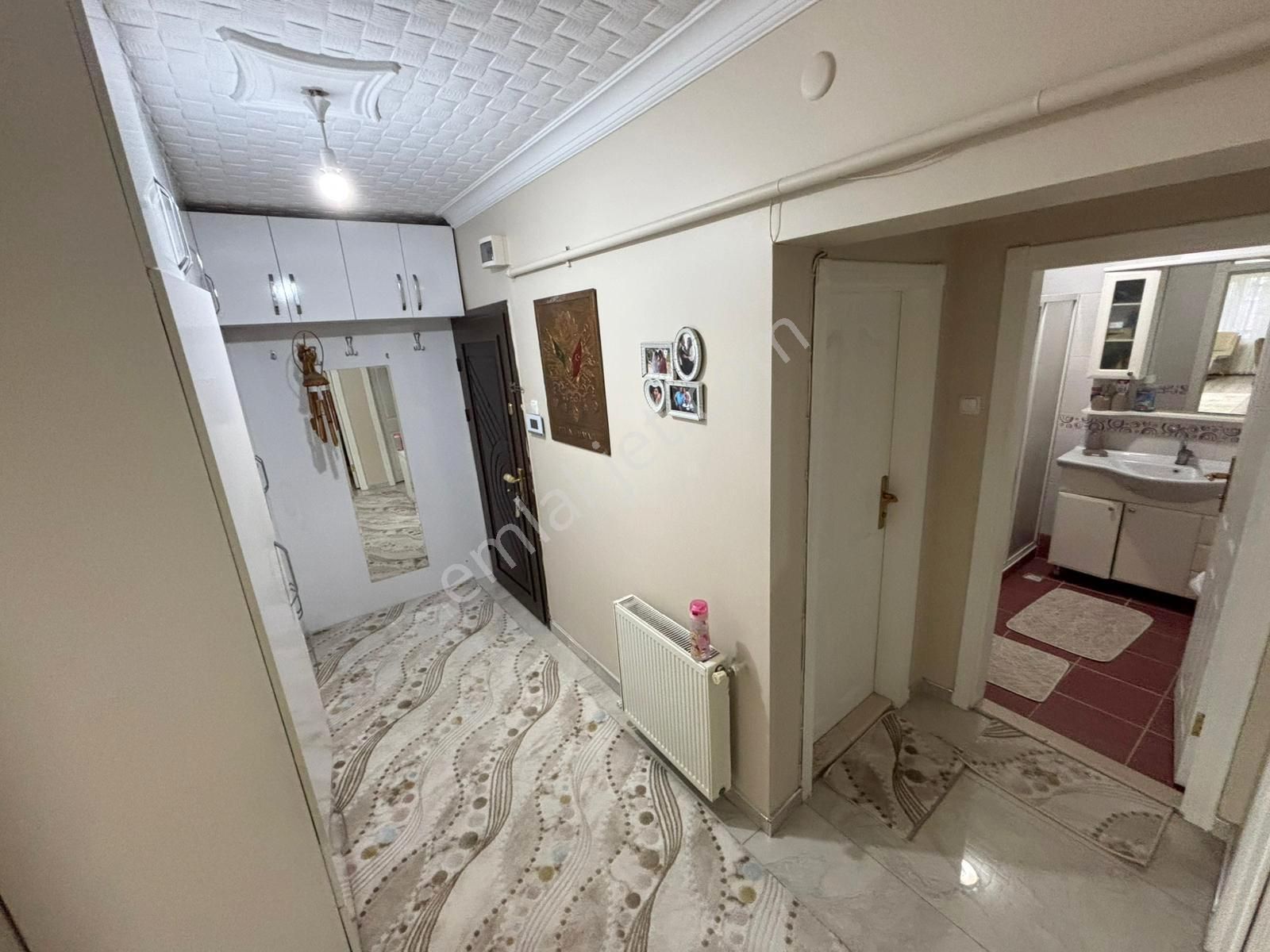 Danışment Göbek Yakını Orta Kat Konumlu Manzaralı 3+1 Emsalsiz - Görsel 25