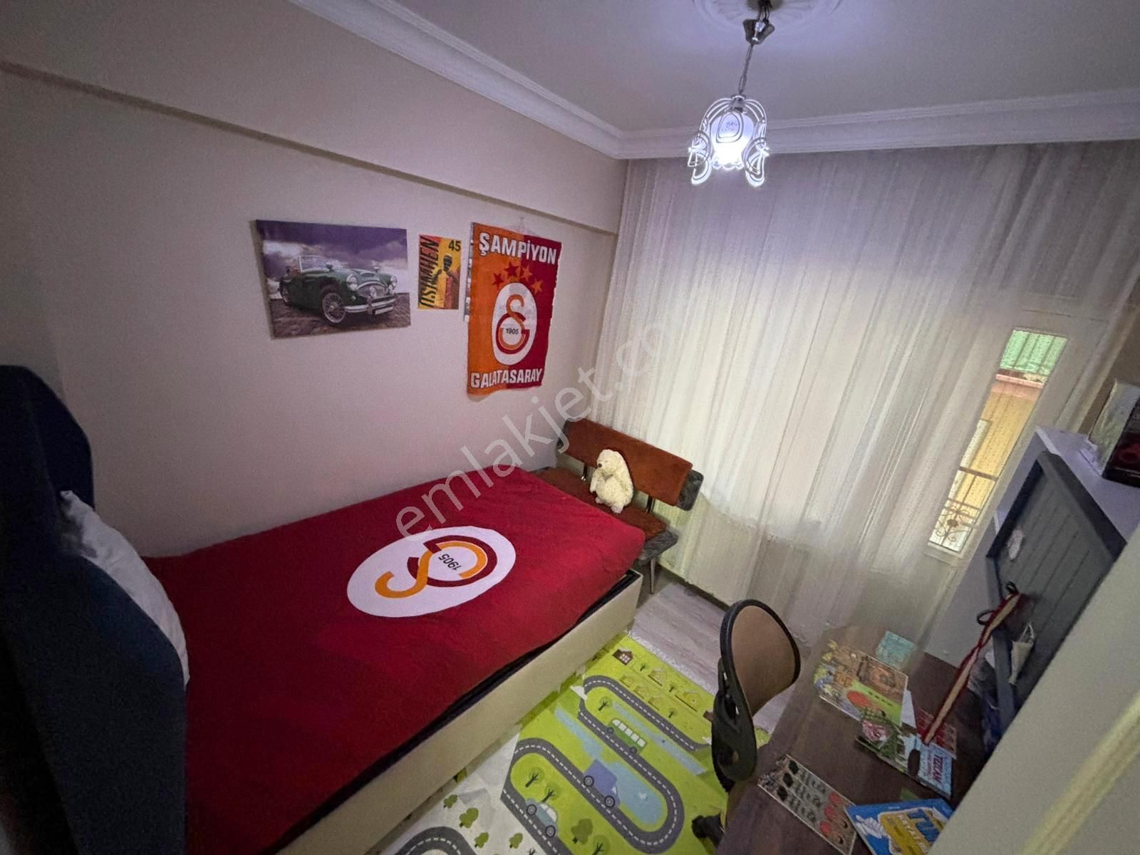 Danışment Göbek Yakını Orta Kat Konumlu Manzaralı 3+1 Emsalsiz - Görsel 13