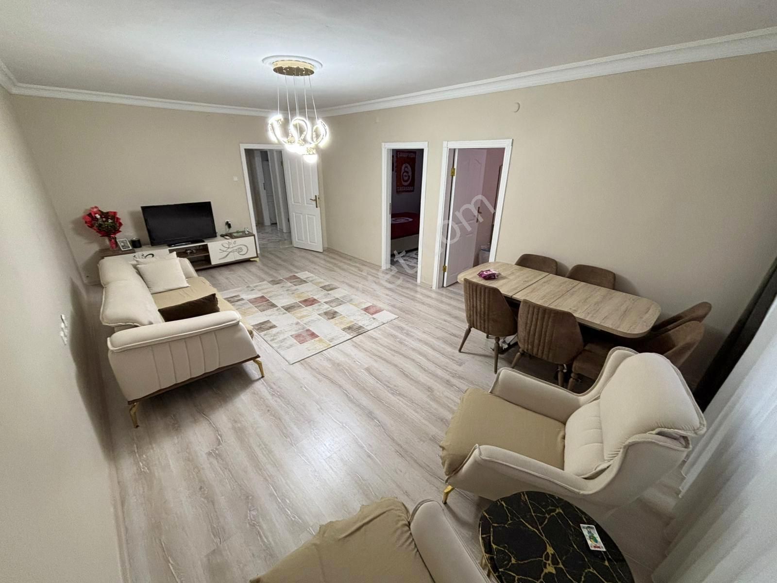 Danışment Göbek Yakını Orta Kat Konumlu Manzaralı 3+1 Emsalsiz - Görsel 24