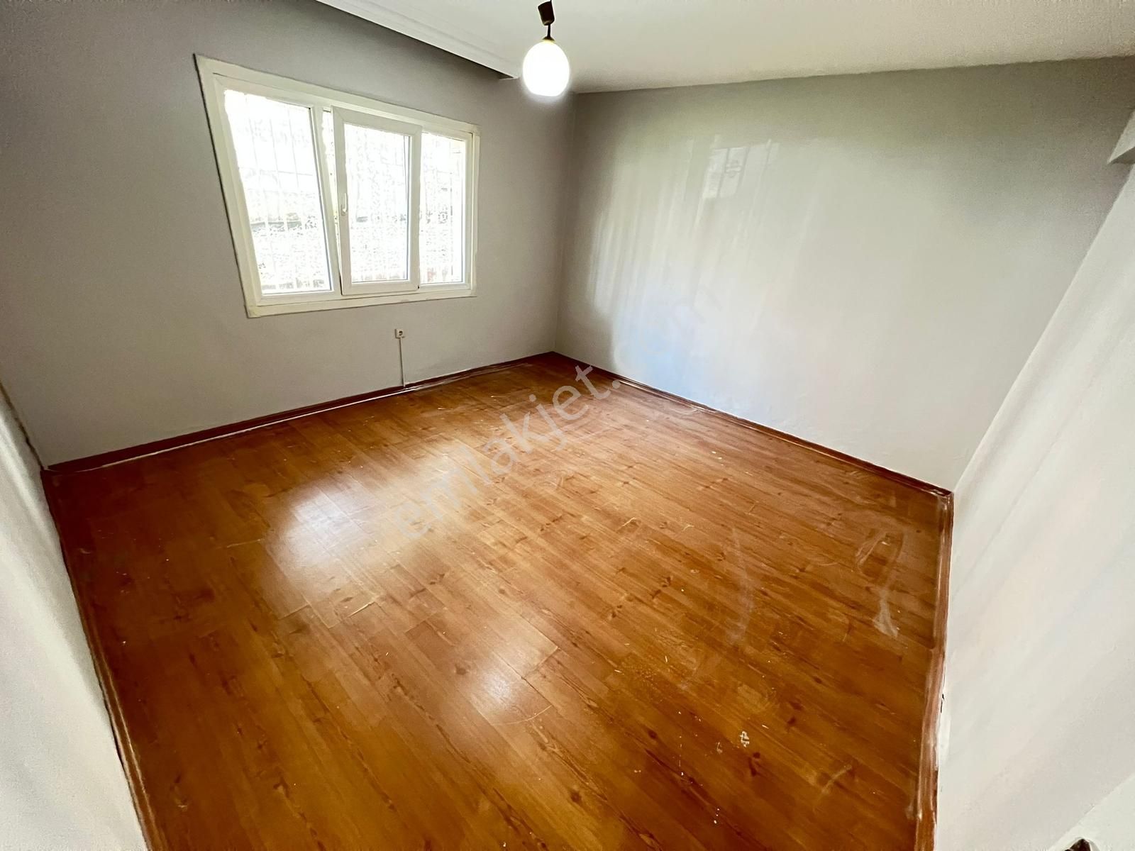 Atalar Sitesinde Otoparklı Hastaneye Komşu 2+1 Ferah Daire - Görsel 13