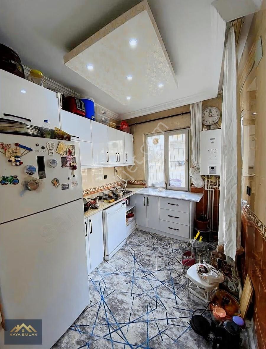 Cağdaş Mahallesin'de Yıkım Kararsız 3+1 Kattan Bölme Daire - Görsel 5