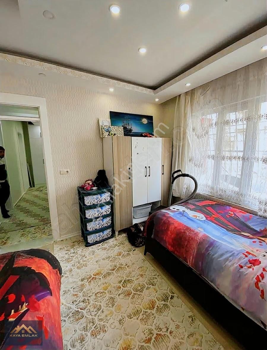 Cağdaş Mahallesin'de Yıkım Kararsız 3+1 Kattan Bölme Daire - Görsel 14