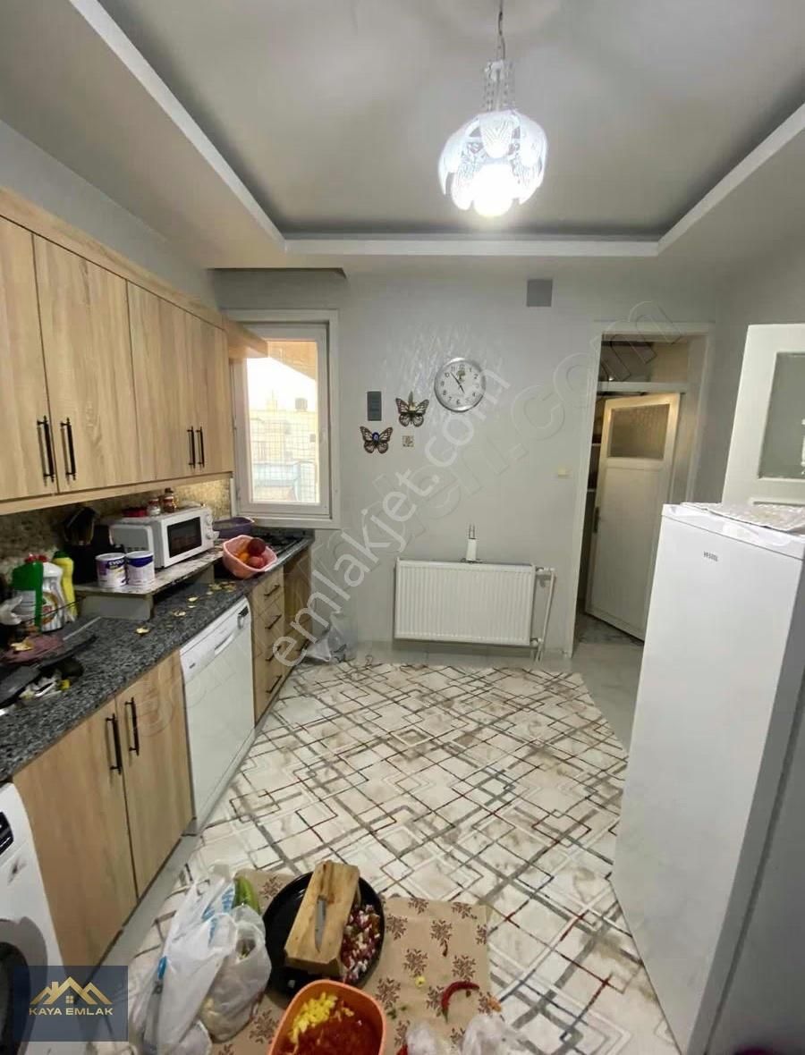 Konak Mahallesin'de 3+1 Kattan Bölme Daire - Görsel 11