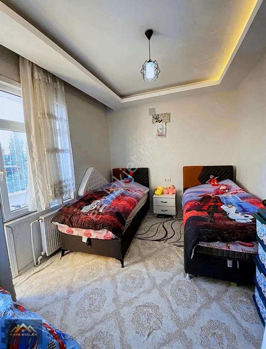 Konak Mahallesin'de 3+1 Kattan Bölme Daire