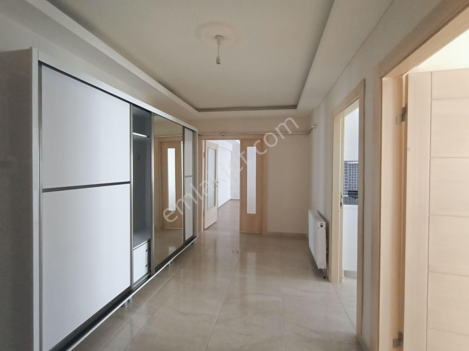 Mevlana Bulvarı Yakını/15 Şubat Tahliyeli/ara Katta/sıcak/3+1 - Görsel 14