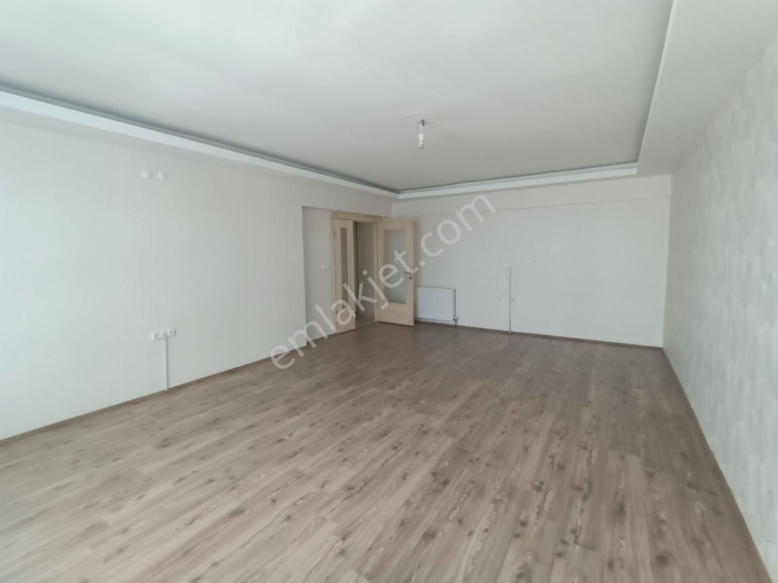 Mevlana Bulvarı Yakını/15 Şubat Tahliyeli/ara Katta/sıcak/3+1 - Görsel 26