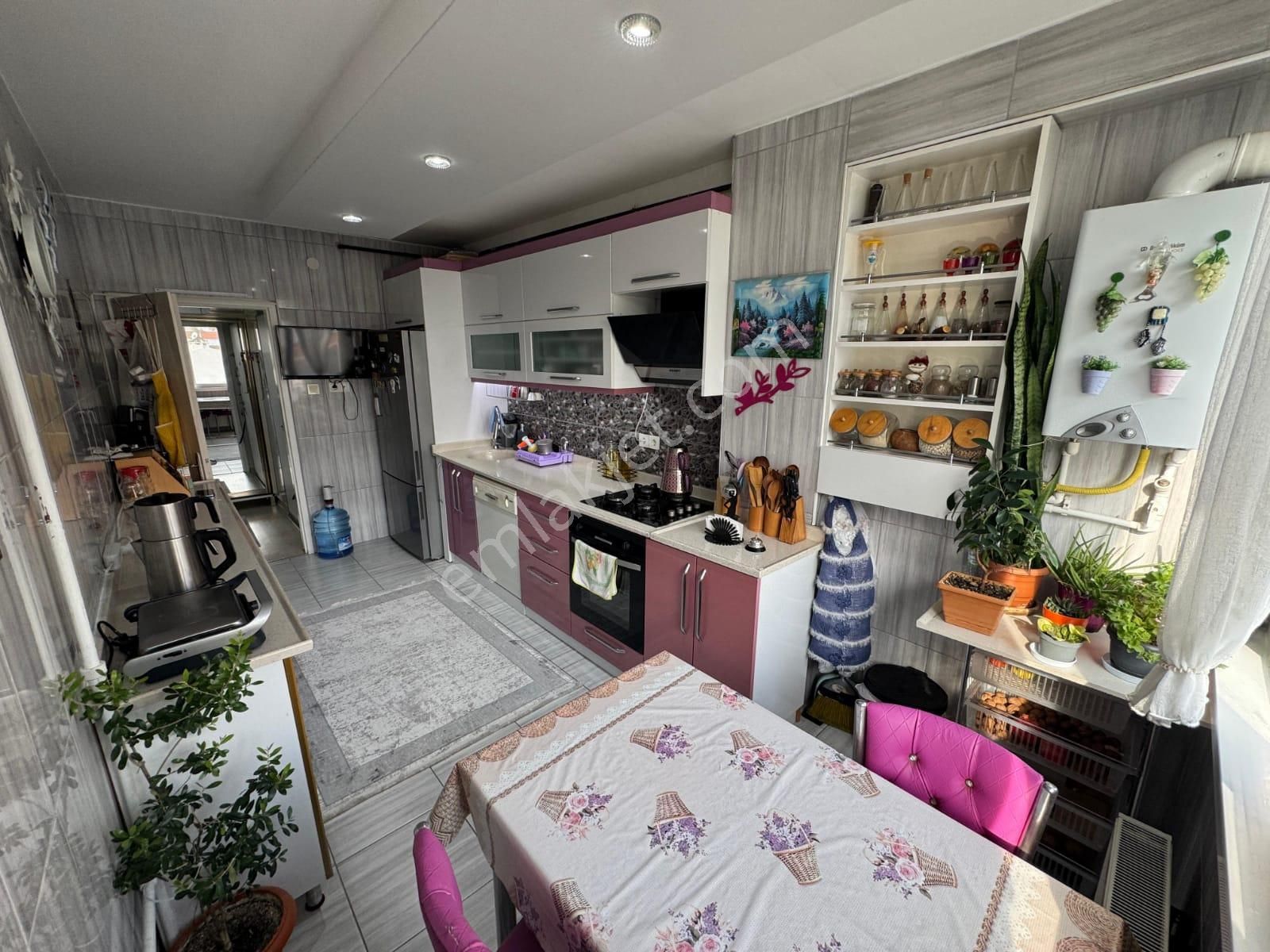 Eryaman Age Bloklarında Full Yapılı Satılık 3+1 Daire - Görsel 2